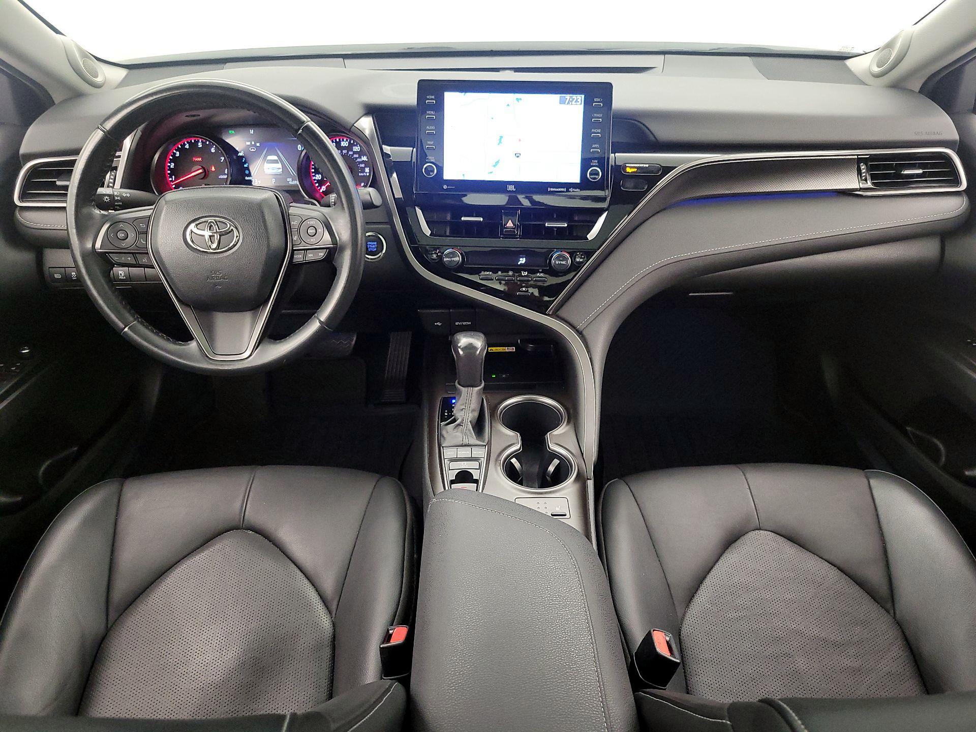 Thumbnail: 2022 Toyota Camry - 9