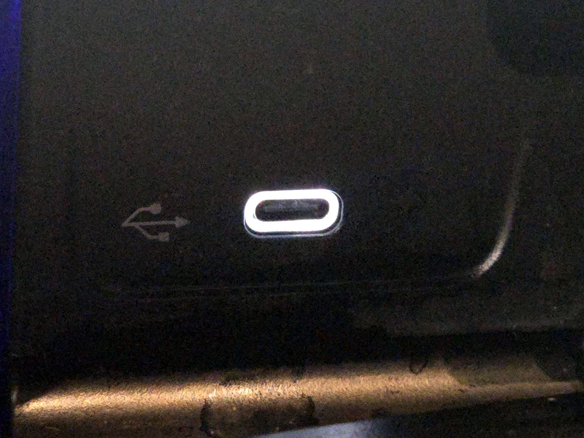 Thumbnail: 2024 Mercedes-Benz C-Class - 18