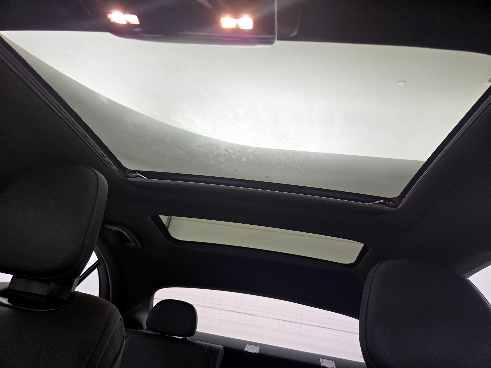 Thumbnail: 2024 Mercedes-Benz C-Class - 19