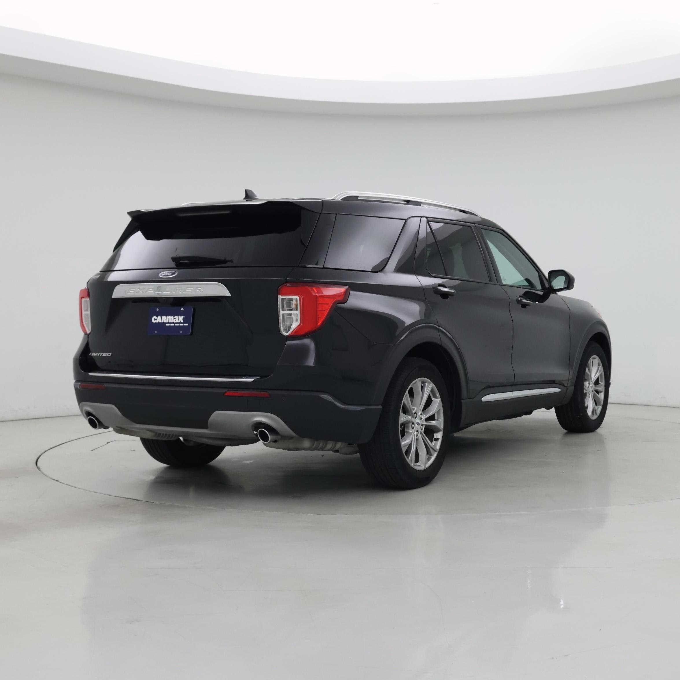 Thumbnail: 2023 Ford Explorer - 8