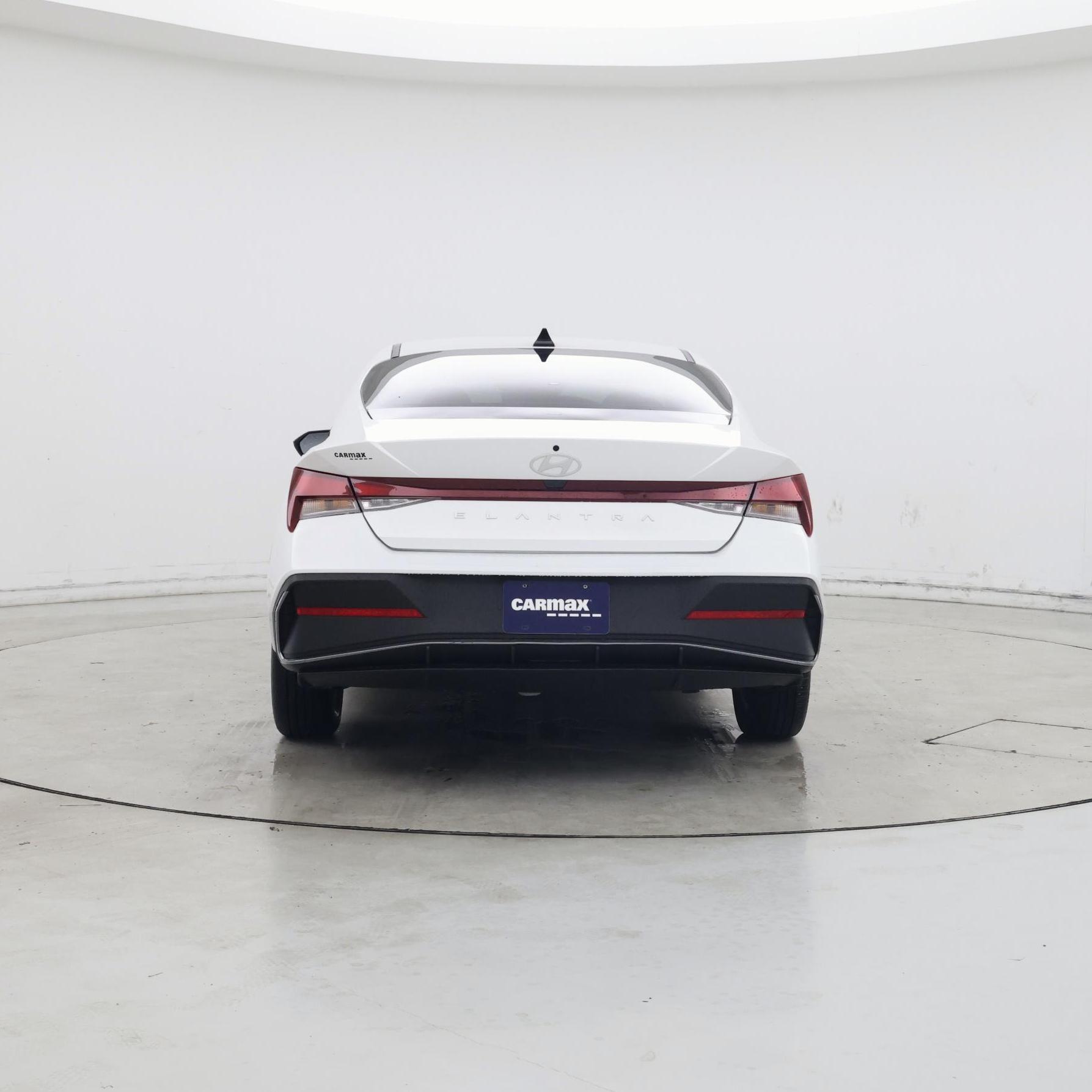 Thumbnail: 2024 Hyundai Elantra - 6