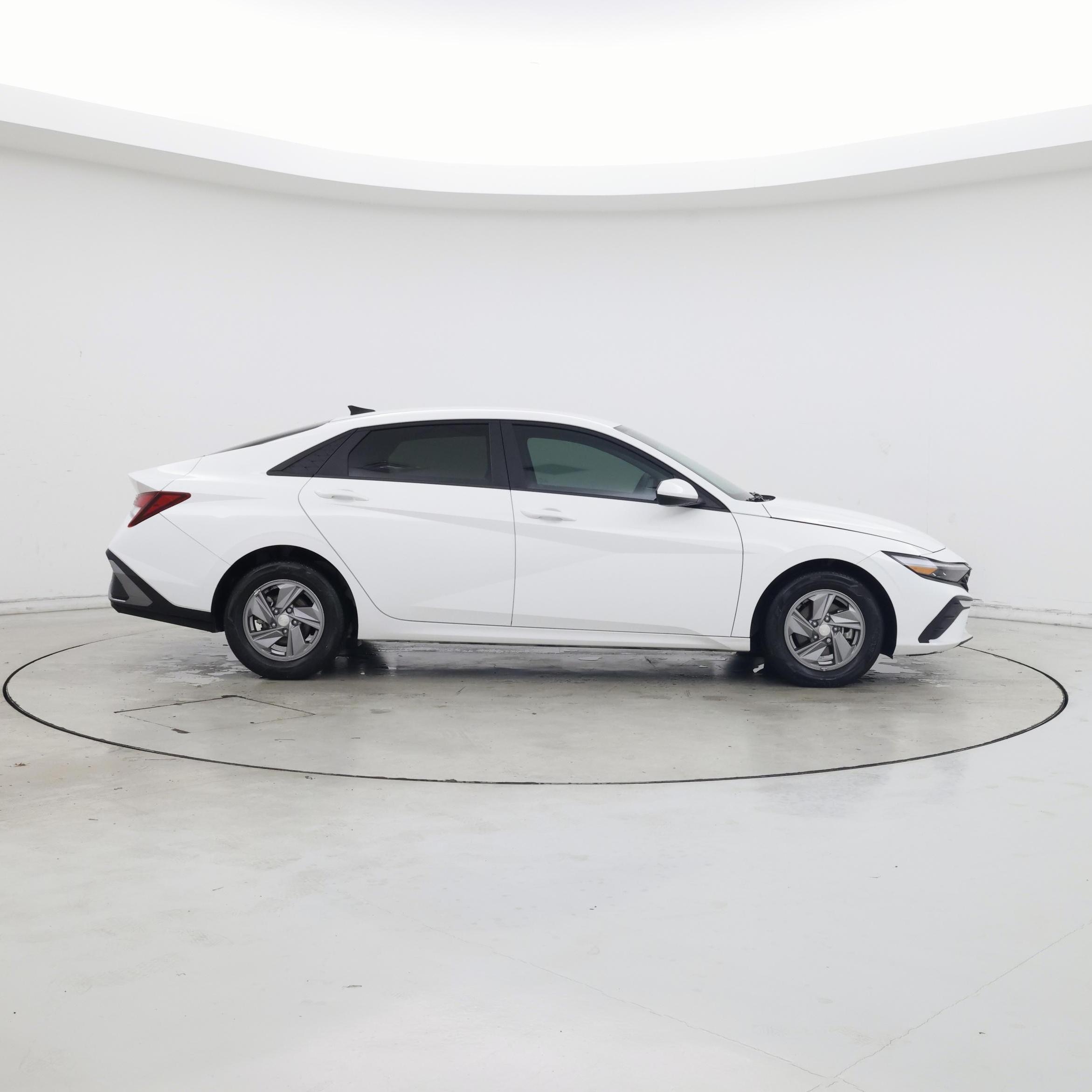 Thumbnail: 2024 Hyundai Elantra - 7