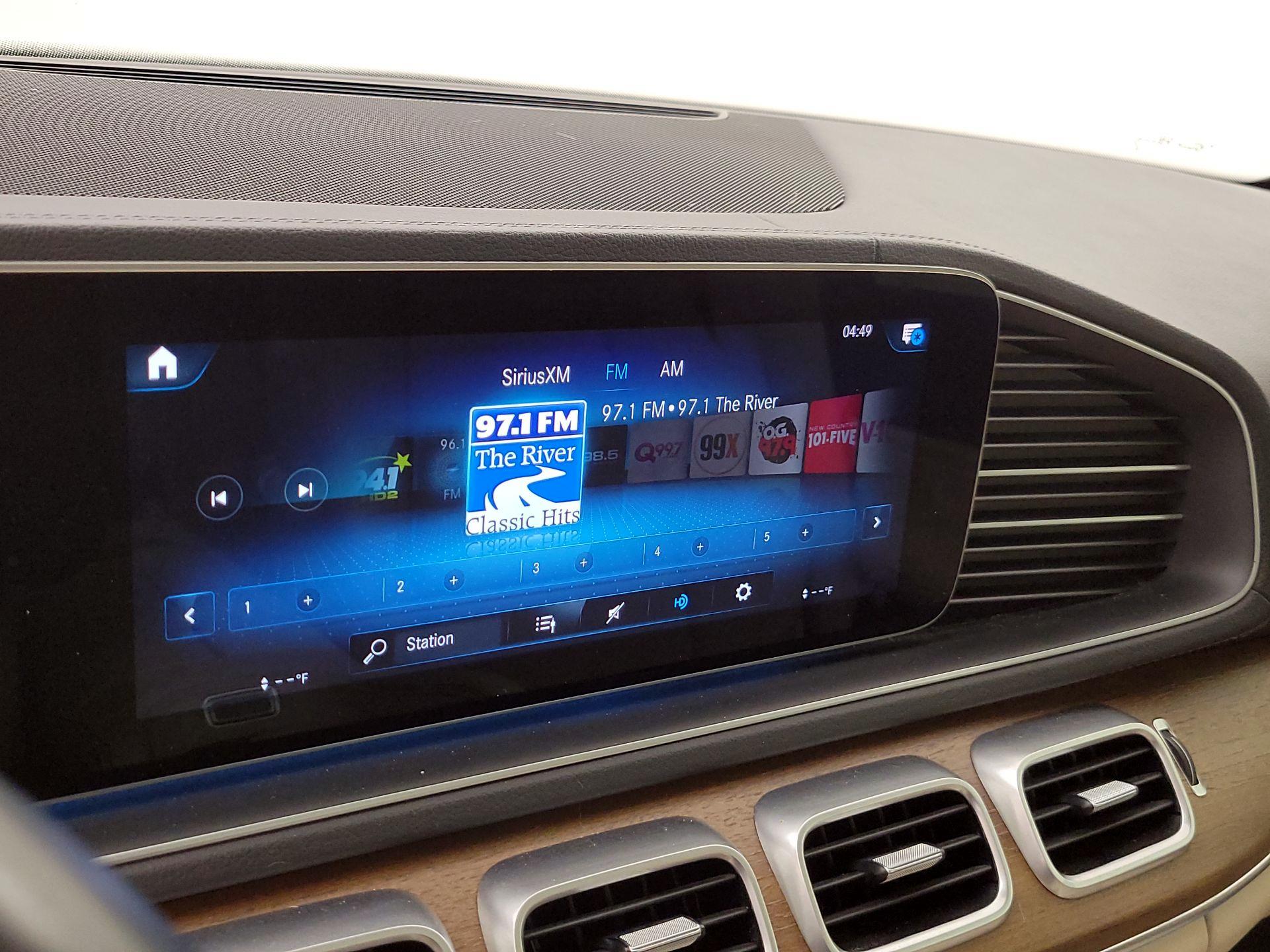 Thumbnail: 2021 Mercedes-Benz GLS - 16