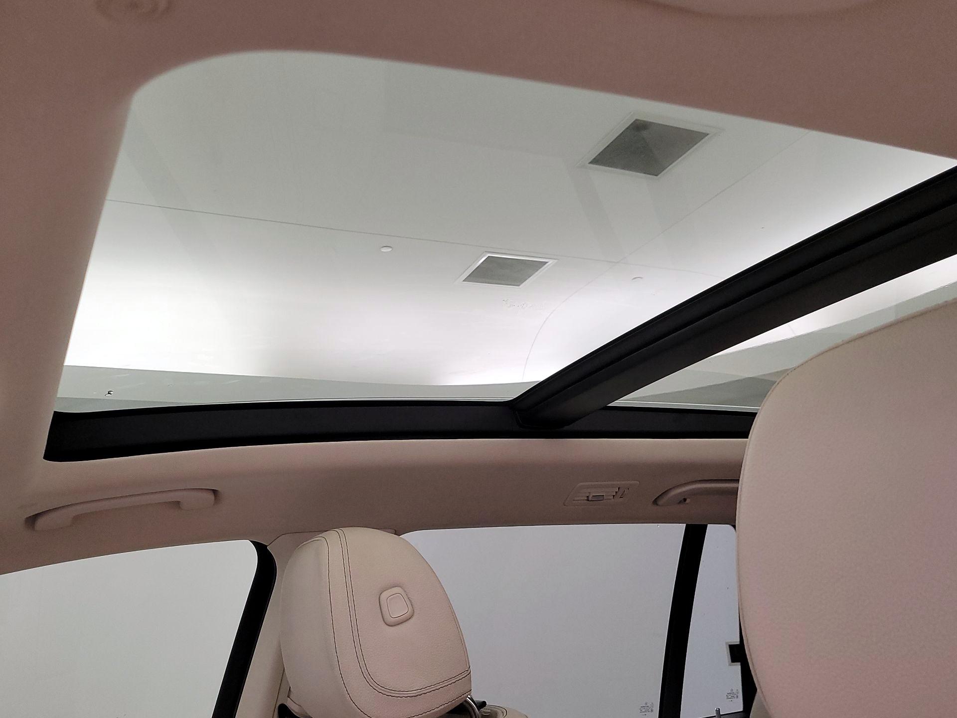 Thumbnail: 2021 Mercedes-Benz GLS - 20