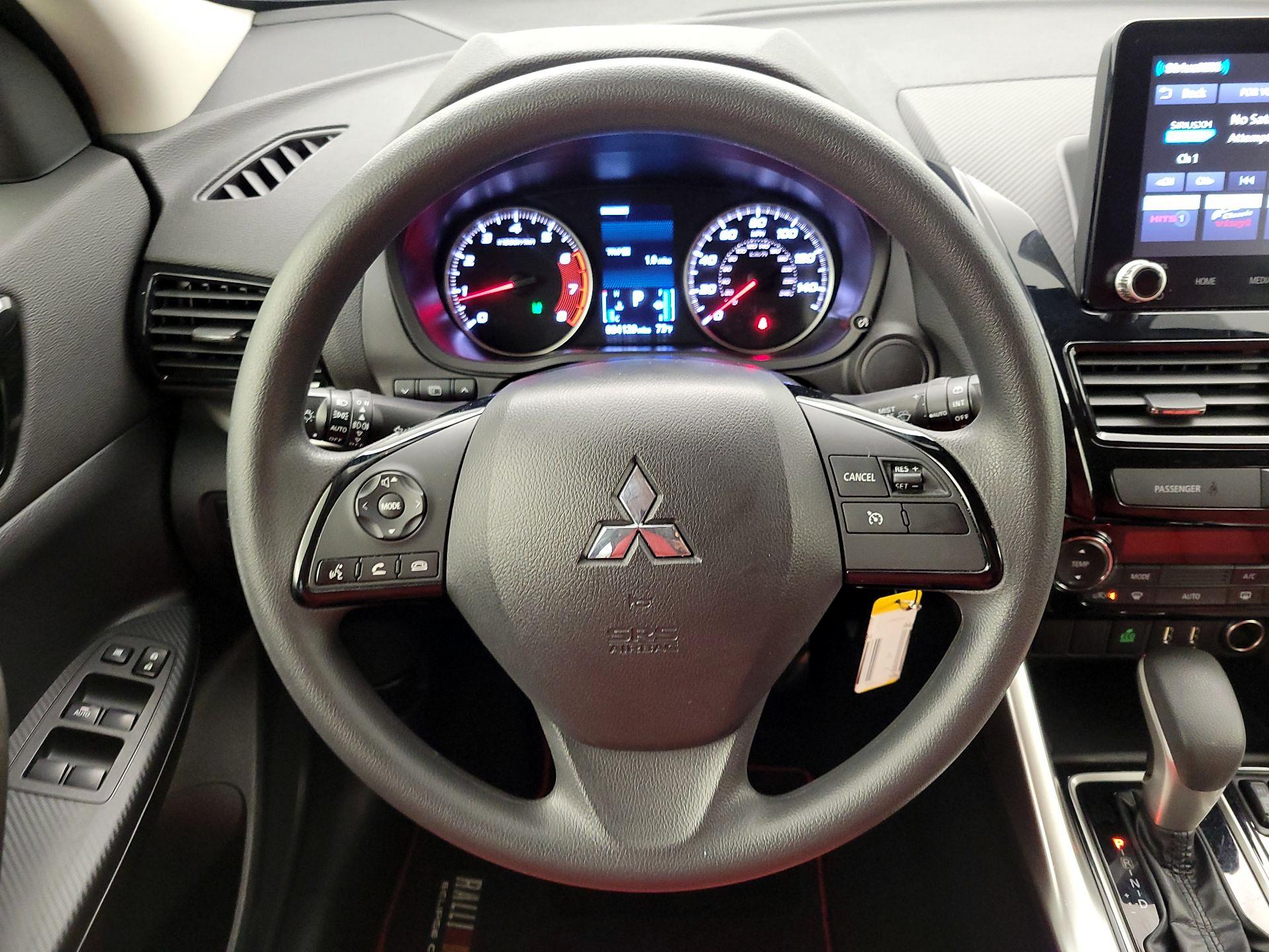 Thumbnail: 2023 Mitsubishi Eclipse Cross - 10