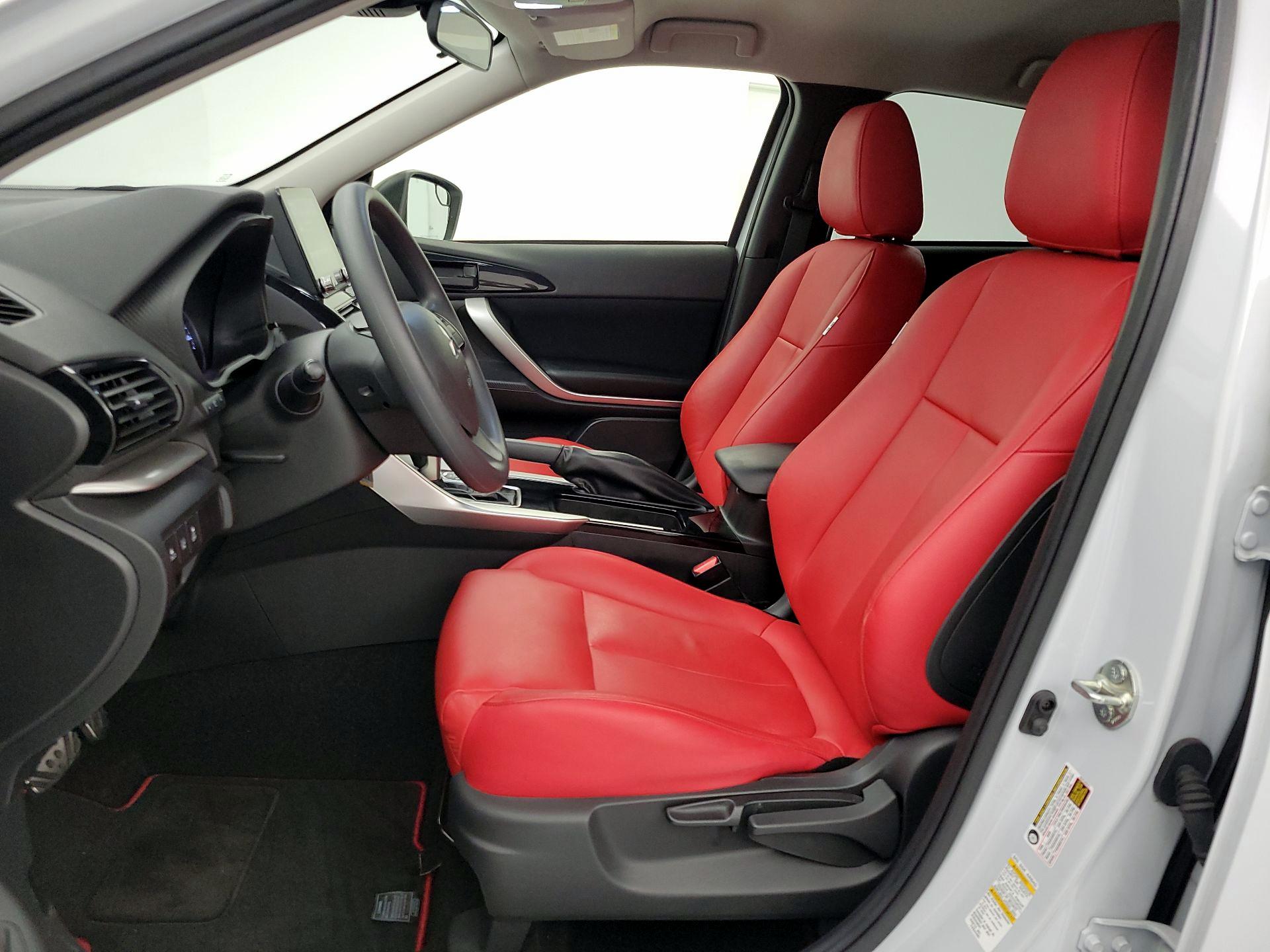 Thumbnail: 2023 Mitsubishi Eclipse Cross - 11