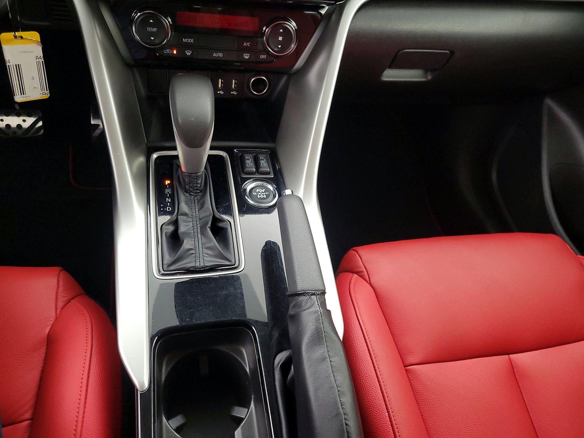 Thumbnail: 2023 Mitsubishi Eclipse Cross - 17