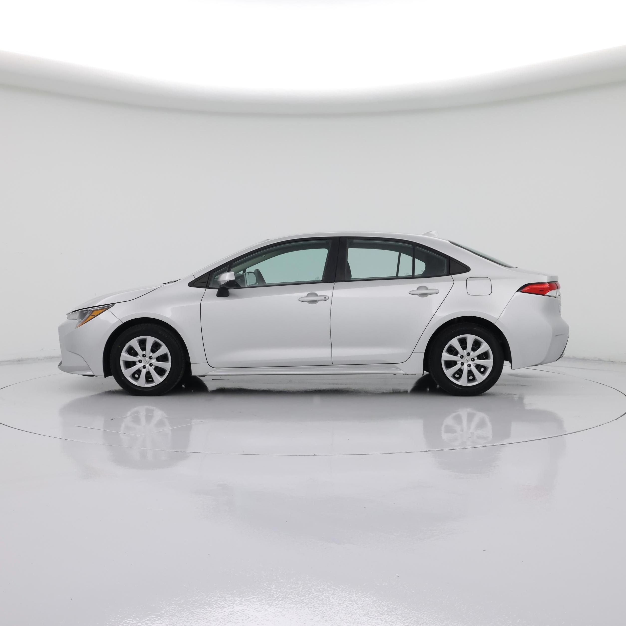 Thumbnail: 2021 Toyota Corolla - 3
