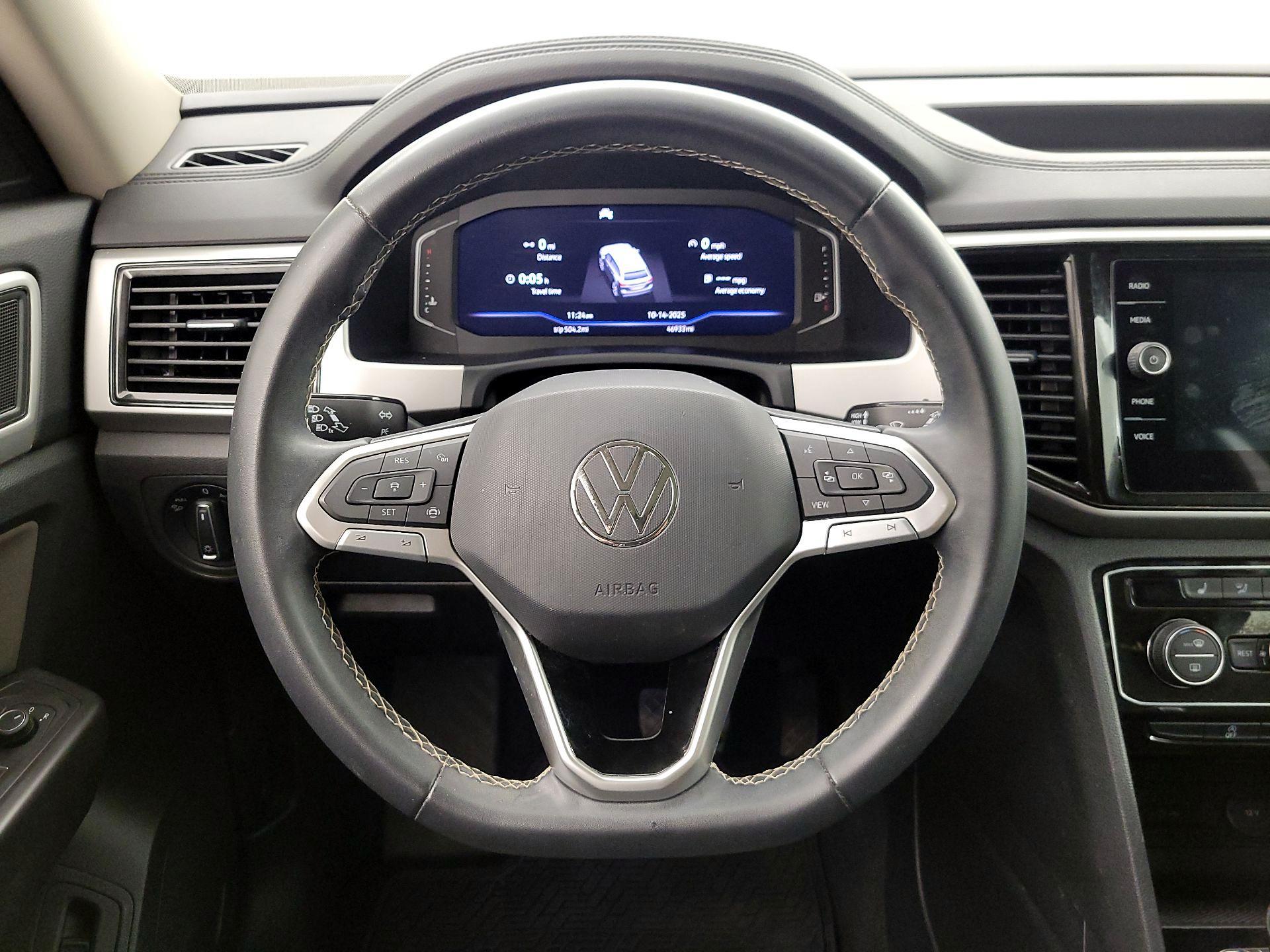 Thumbnail: 2023 Volkswagen Atlas - 10