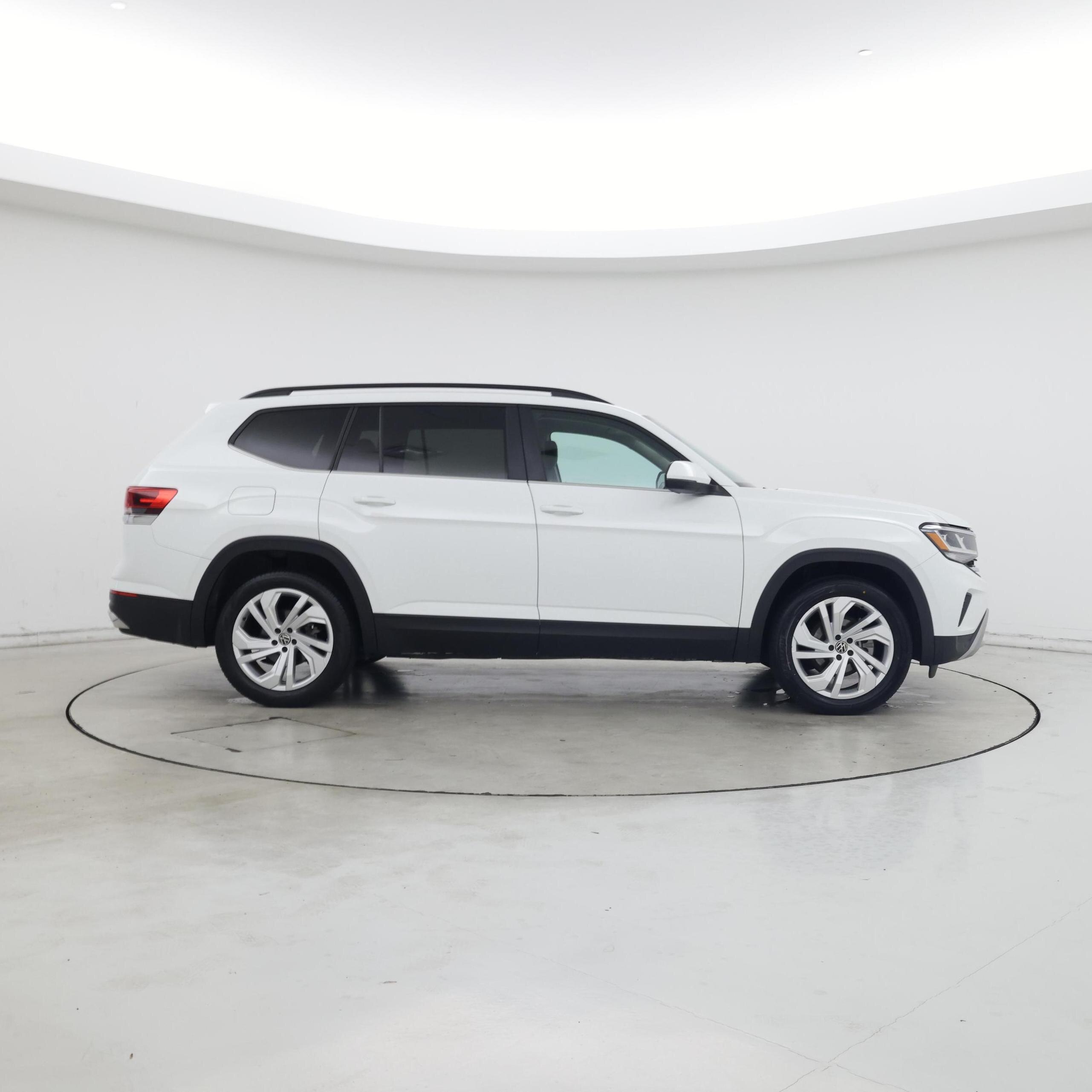Thumbnail: 2023 Volkswagen Atlas - 7