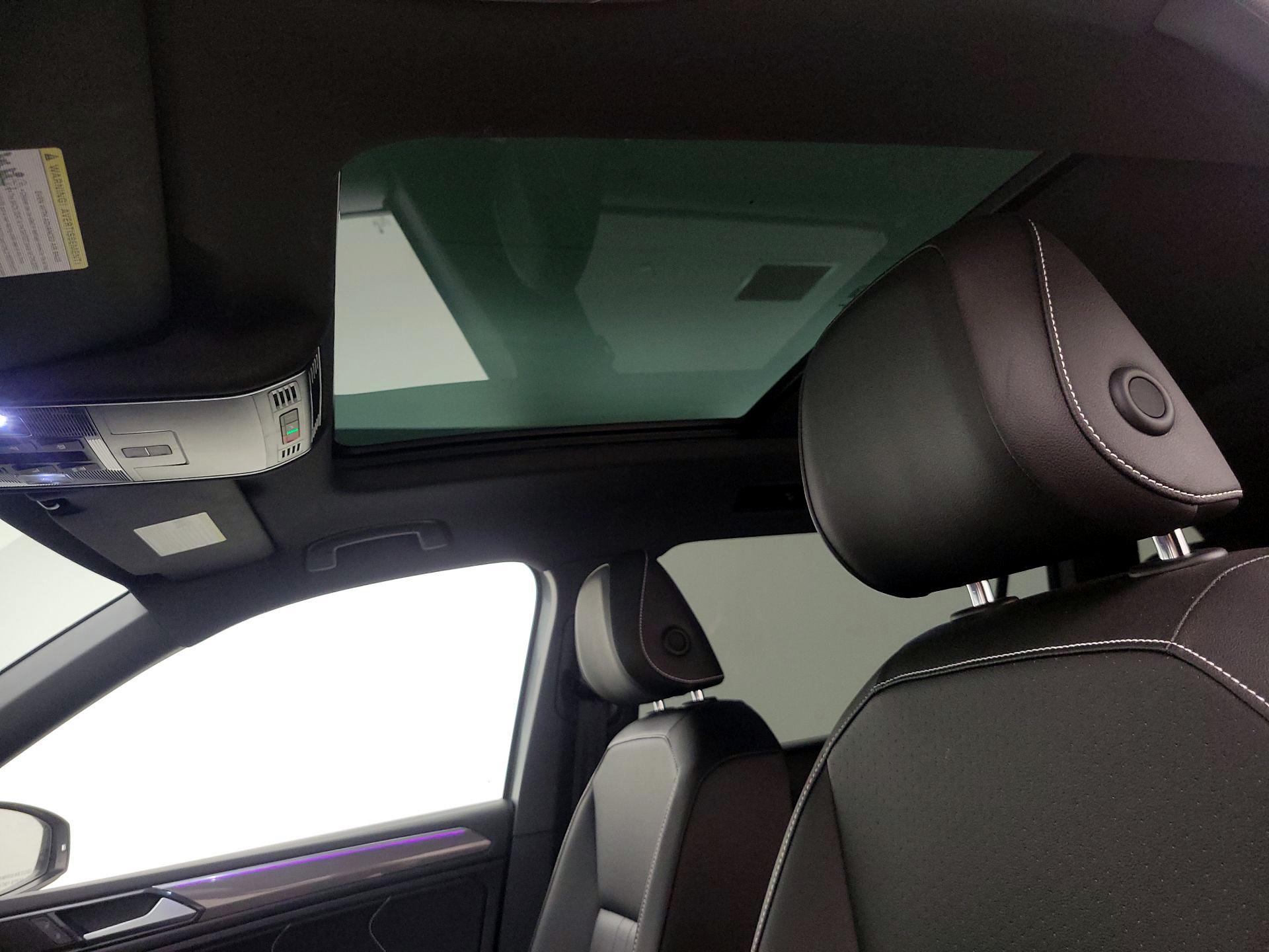 Thumbnail: 2022 Volkswagen Tiguan - 19