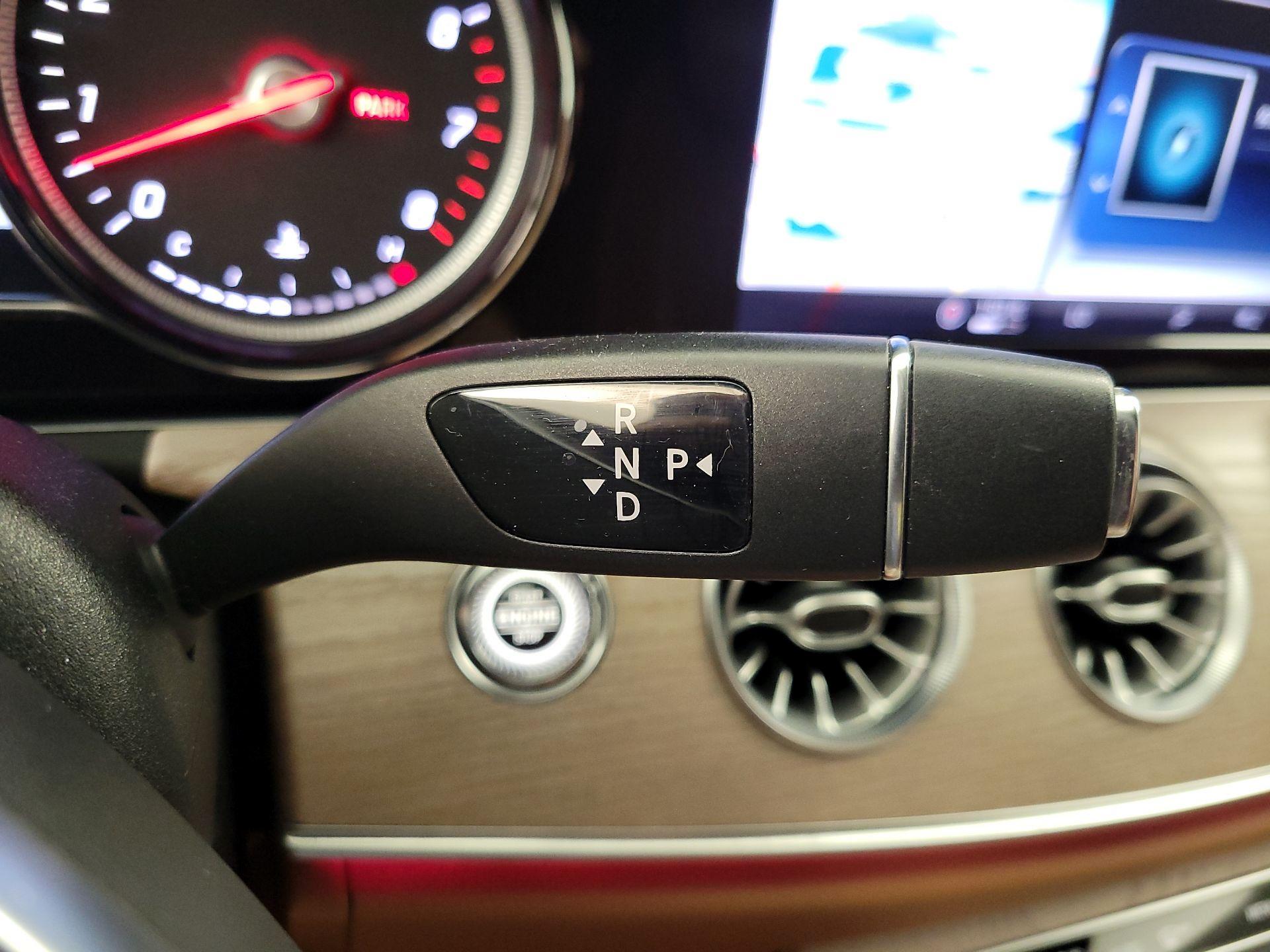 Thumbnail: 2018 Mercedes-Benz E-Class - 18