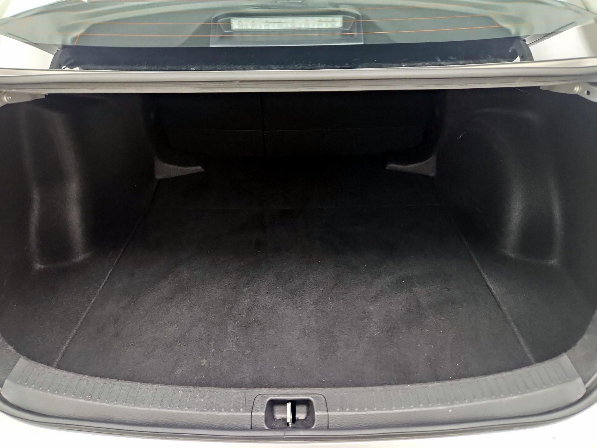 Thumbnail: 2025 Toyota Corolla - 20