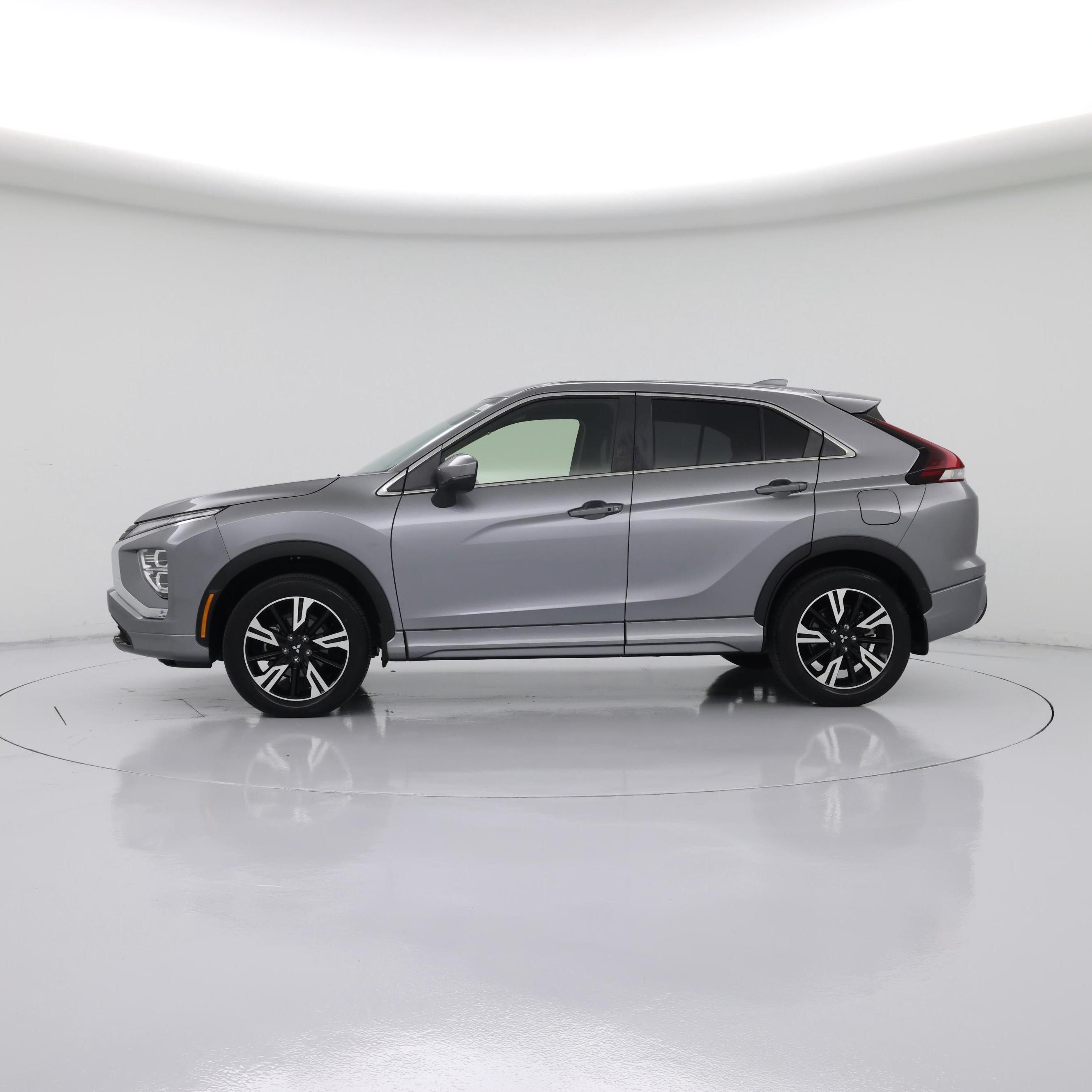 Thumbnail: 2023 Mitsubishi Eclipse Cross - 3