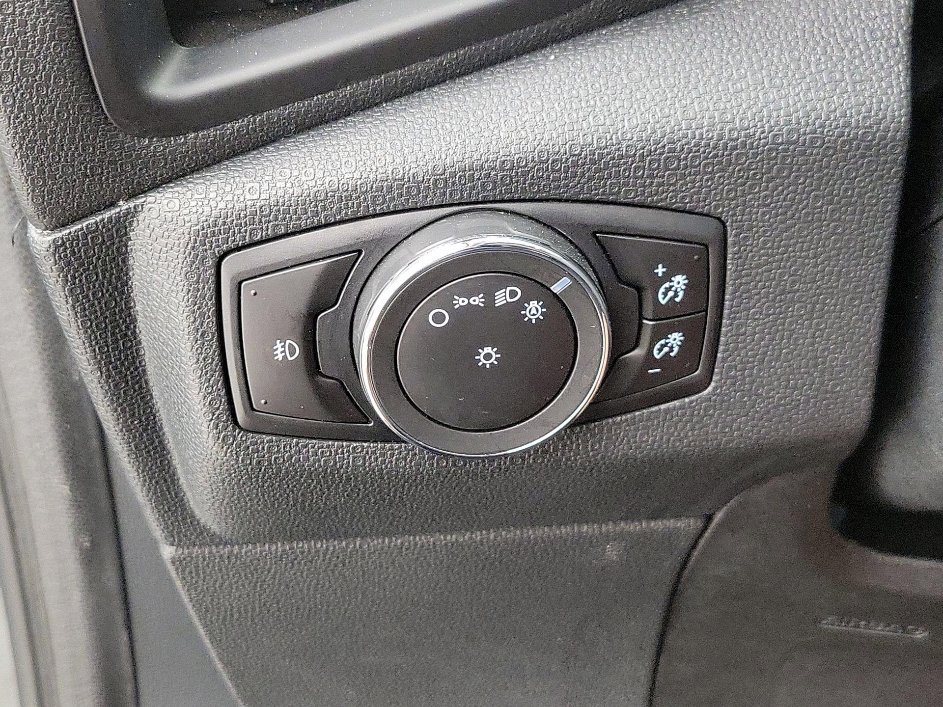 Thumbnail: 2020 Ford EcoSport - 13