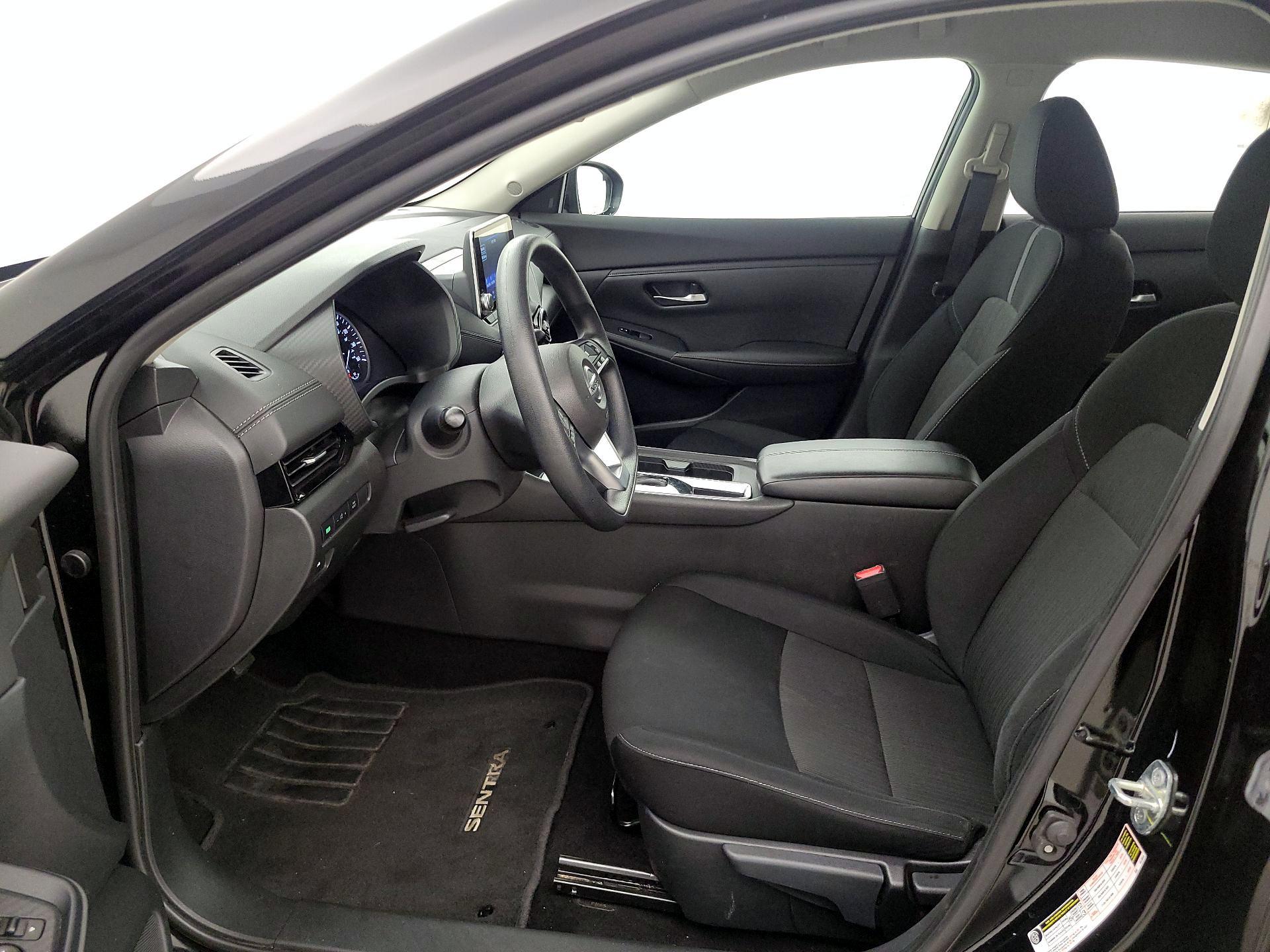 Thumbnail: 2023 Nissan Sentra - 11