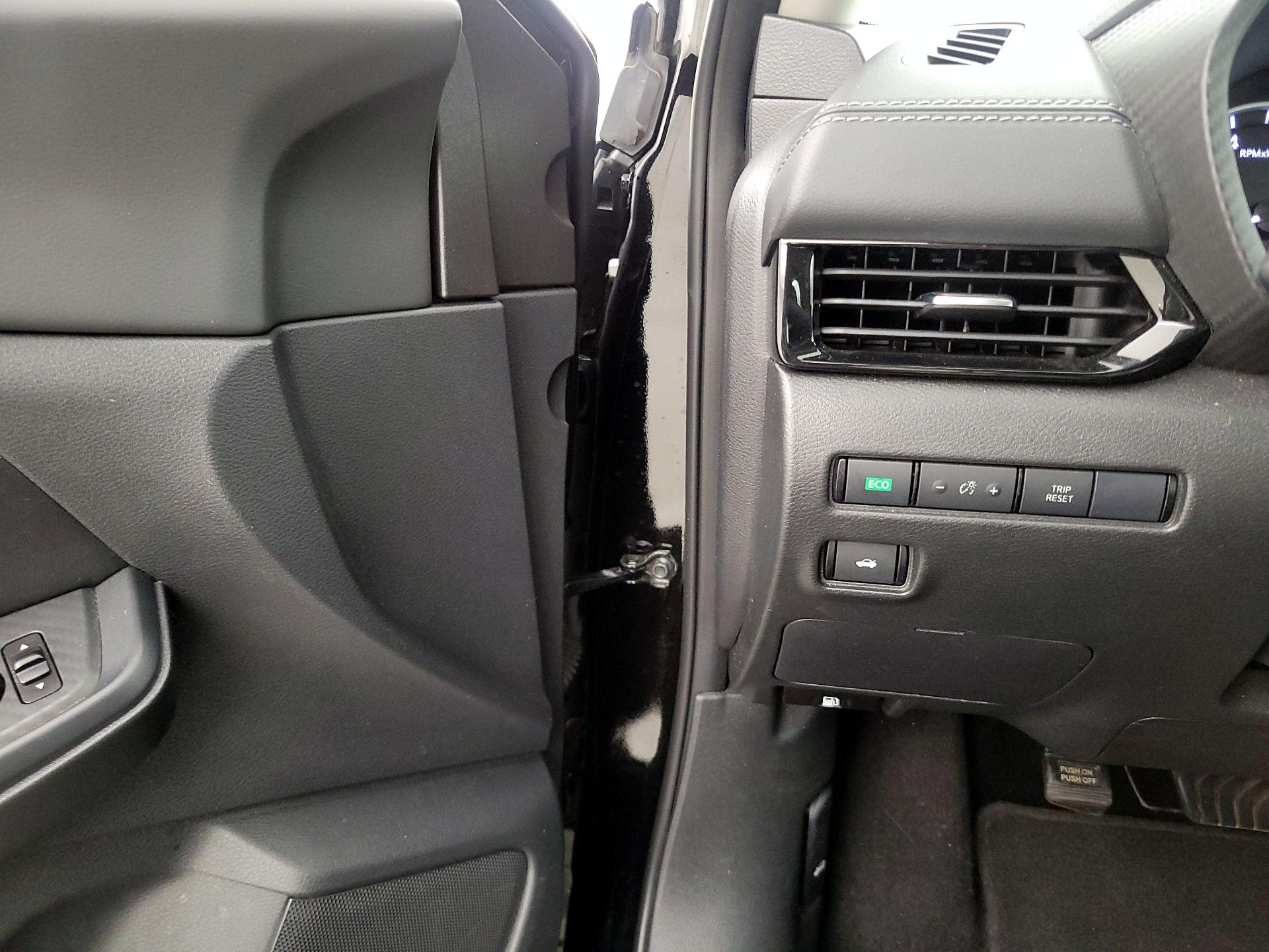 Thumbnail: 2023 Nissan Sentra - 13