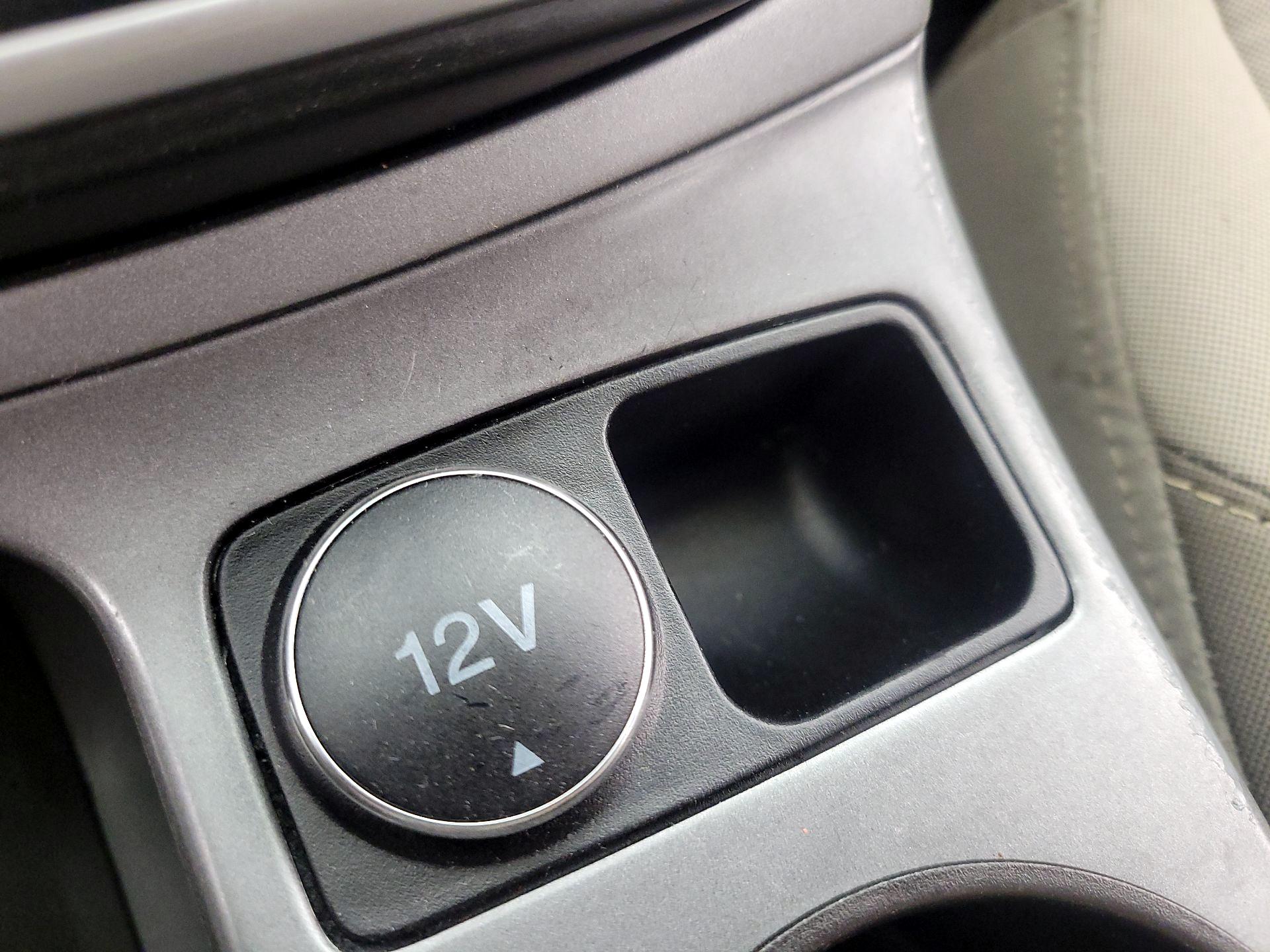 Thumbnail: 2014 Ford Escape - 18