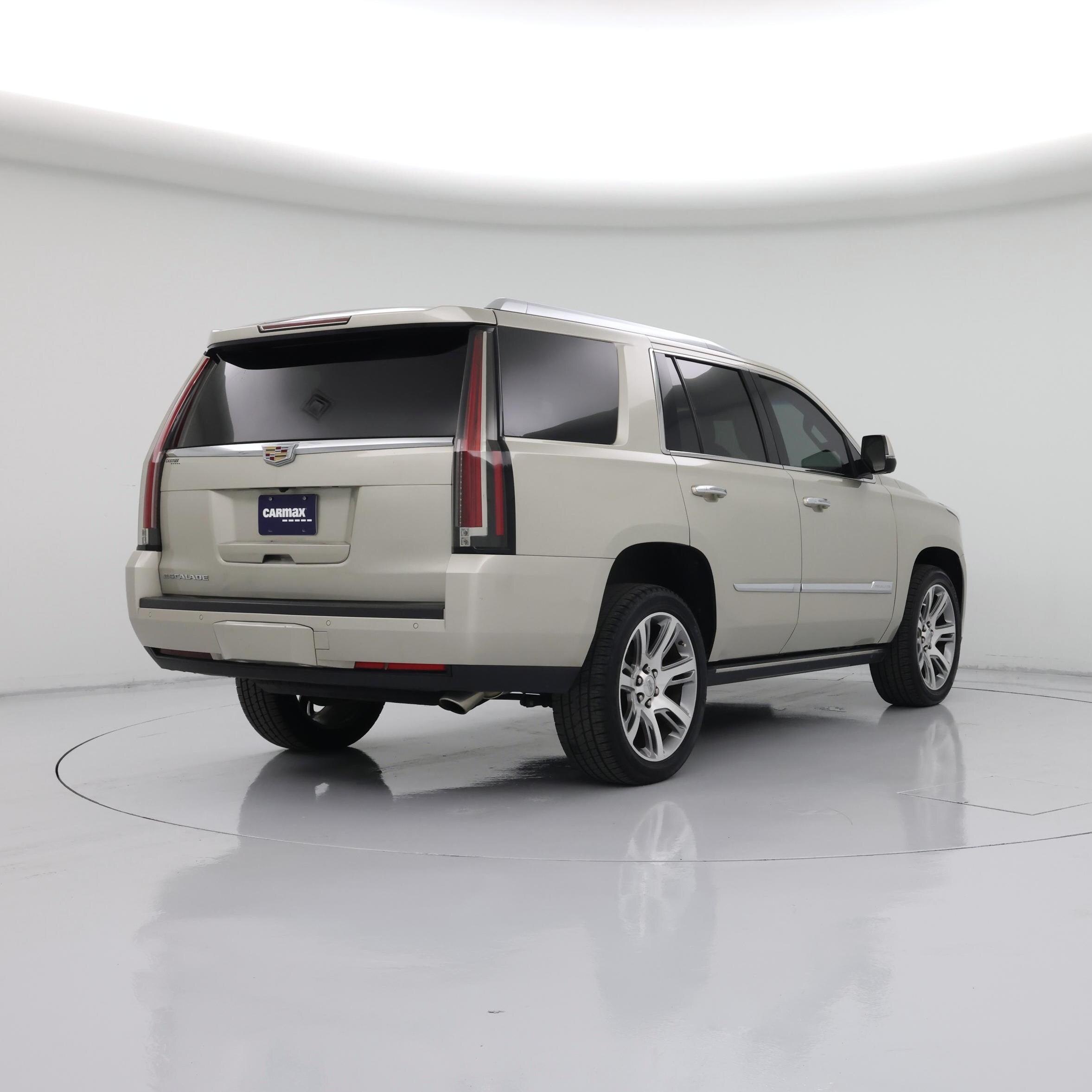 Thumbnail: 2016 Cadillac Escalade - 8