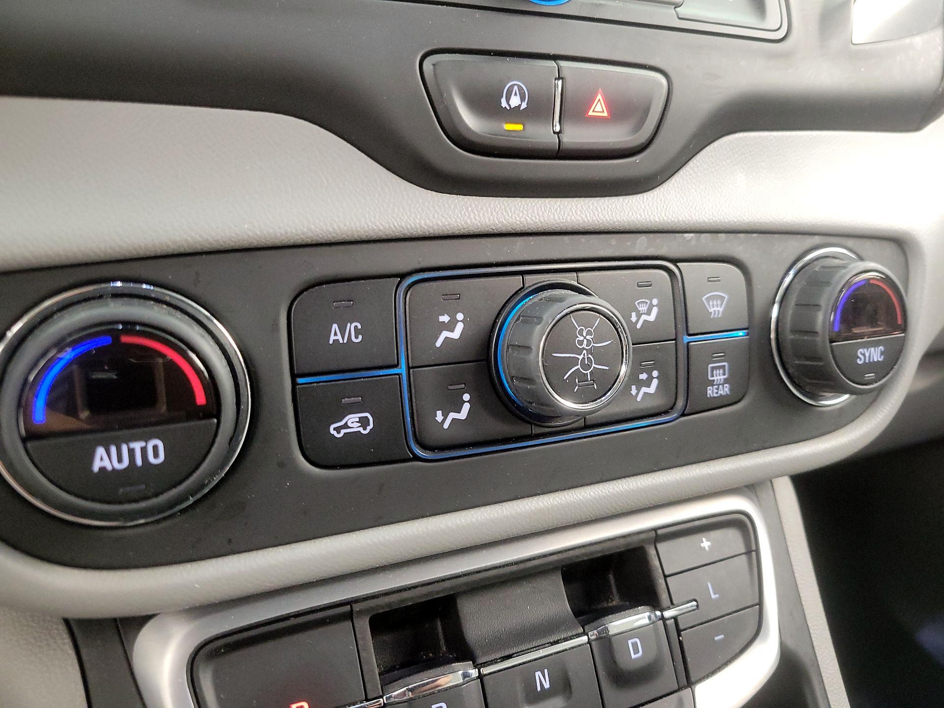 Thumbnail: 2022 GMC Terrain - 16