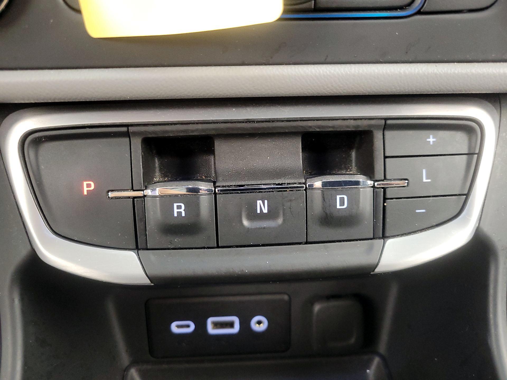 Thumbnail: 2022 GMC Terrain - 17