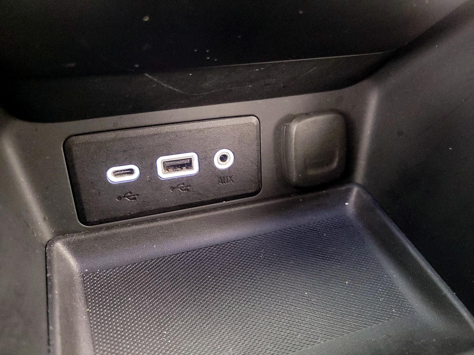 Thumbnail: 2022 GMC Terrain - 18