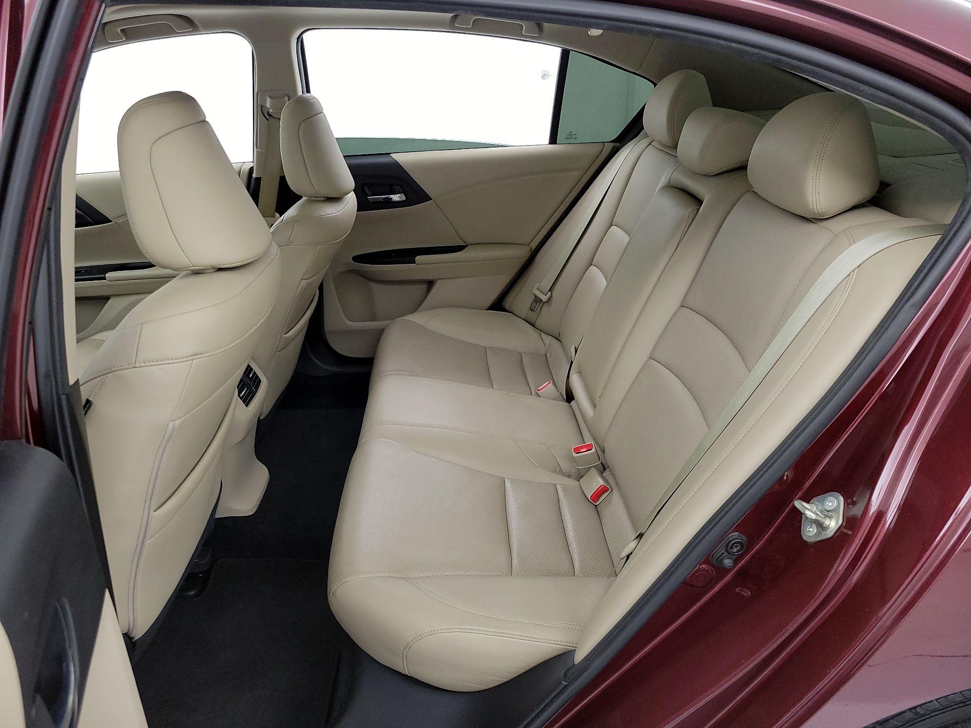 Thumbnail: 2016 Honda Accord - 19