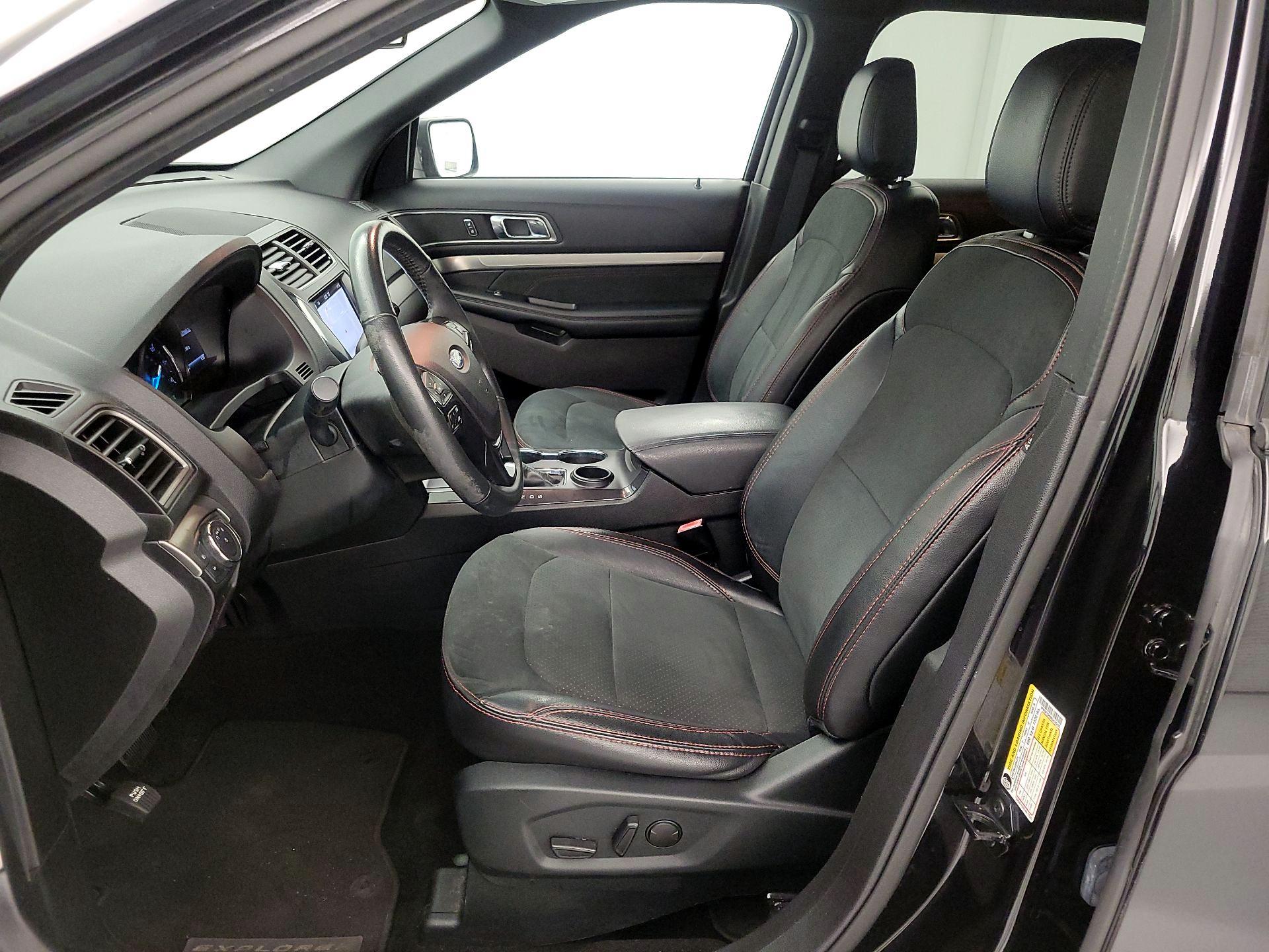 Thumbnail: 2019 Ford Explorer - 11