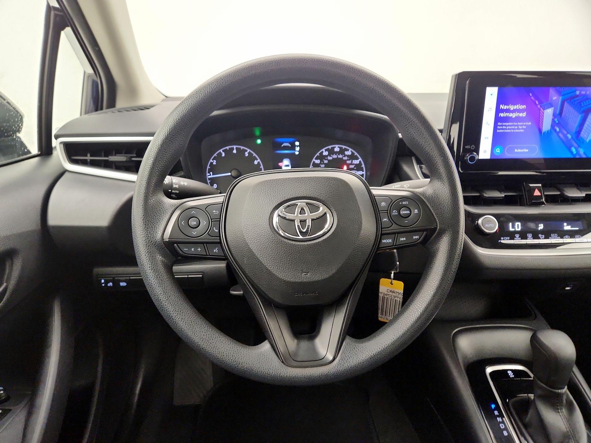 Thumbnail: 2023 Toyota Corolla - 10