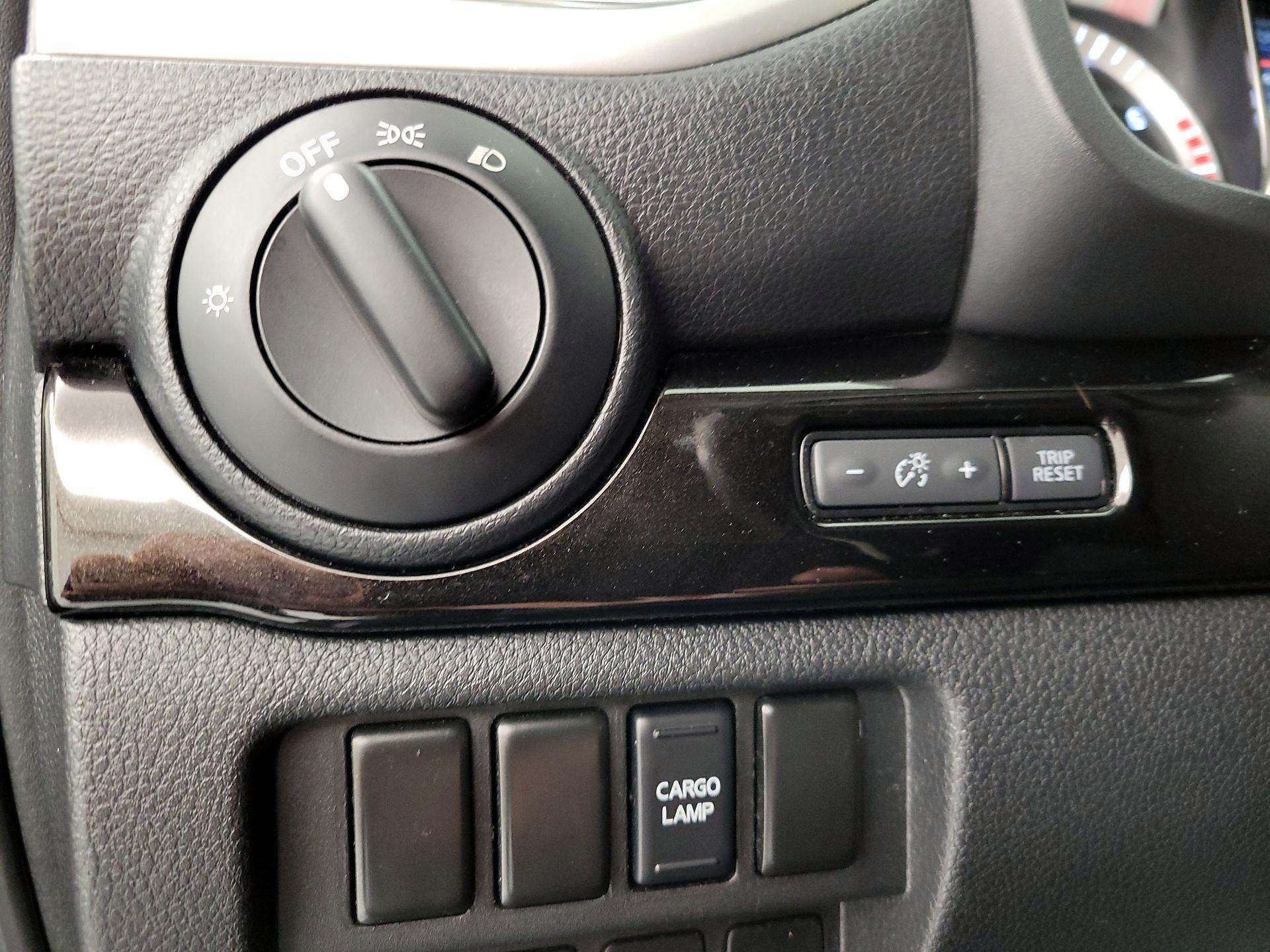 Thumbnail: 2019 Nissan Titan - 13