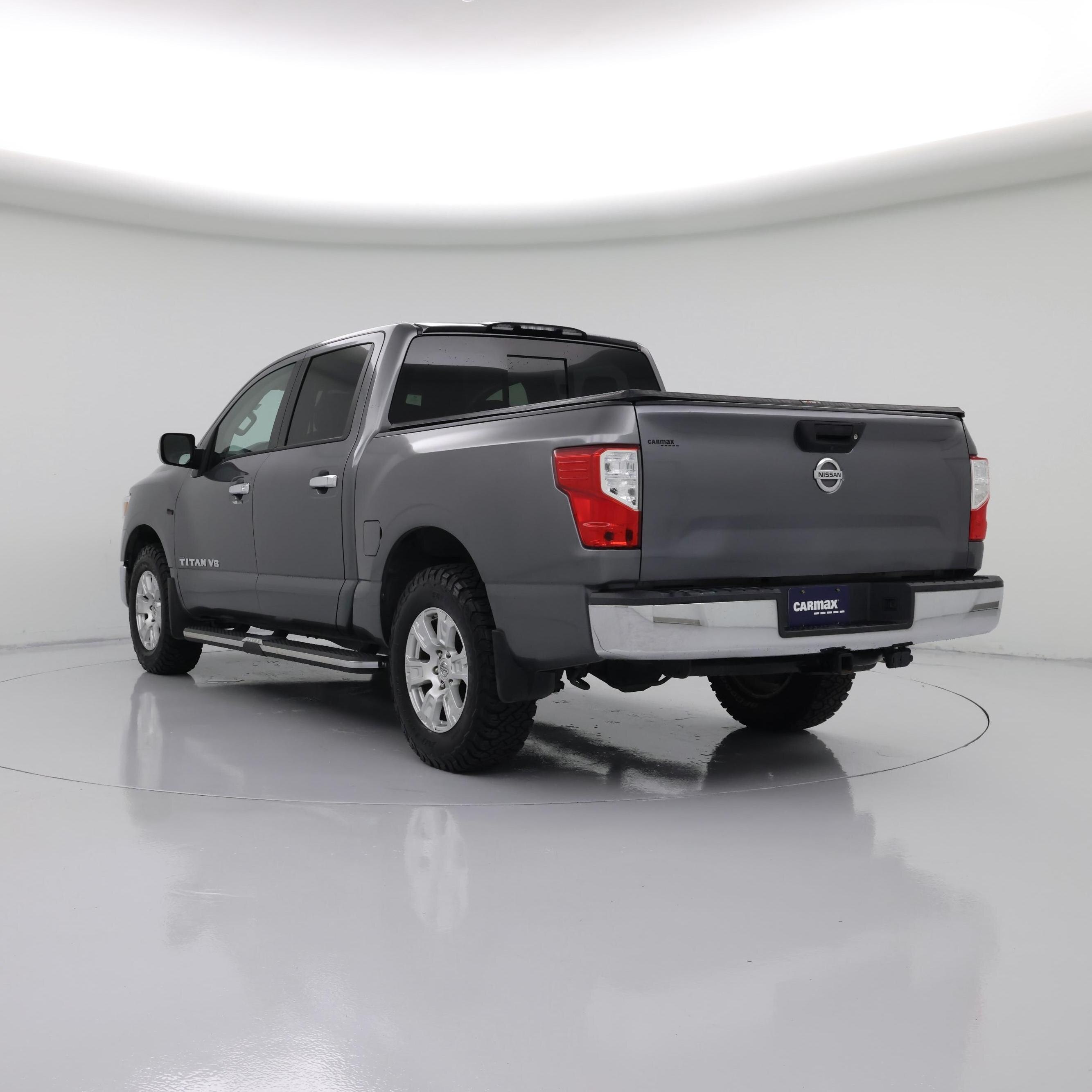 Thumbnail: 2019 Nissan Titan - 2