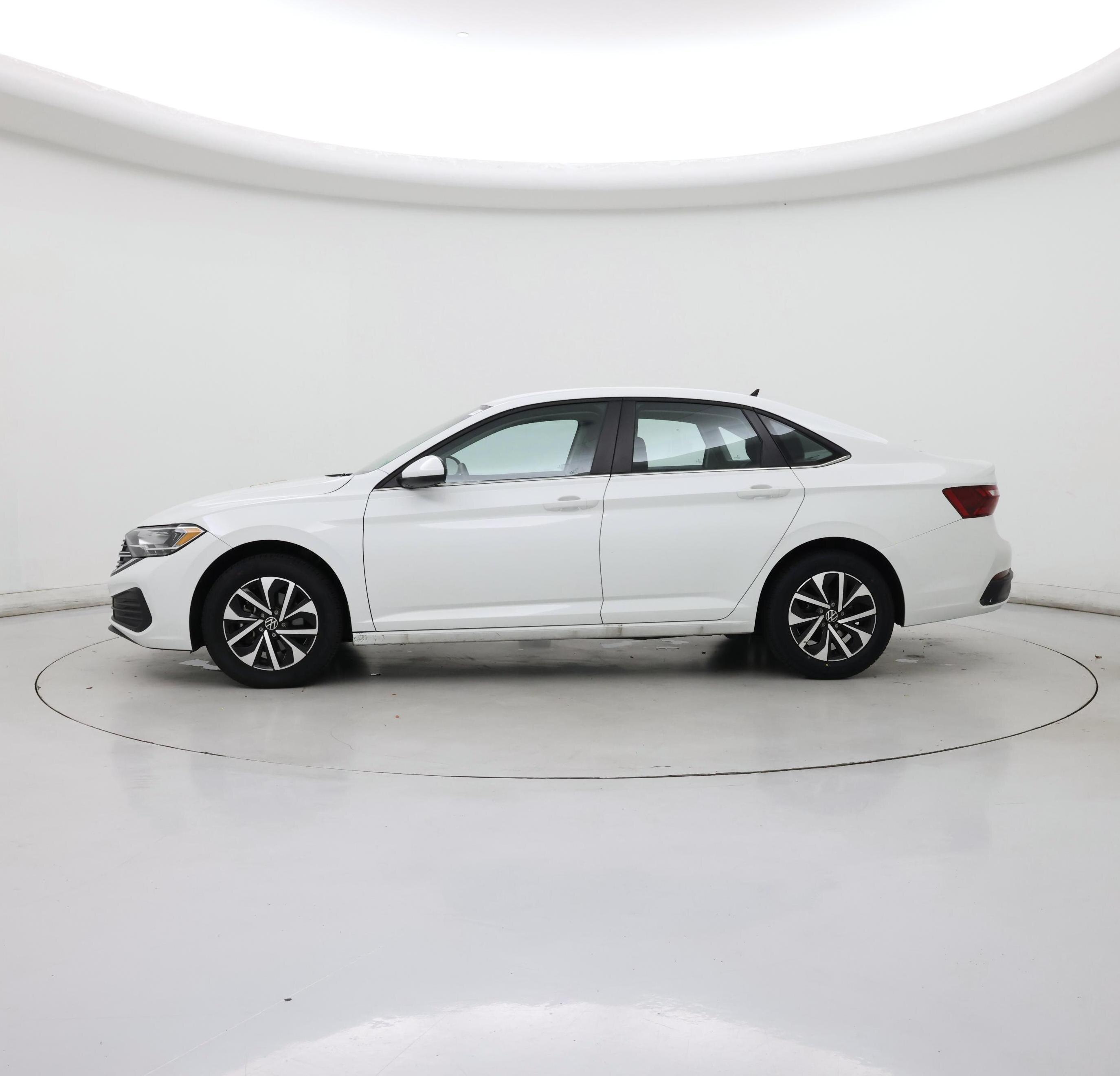 Thumbnail: 2024 Volkswagen Jetta - 3