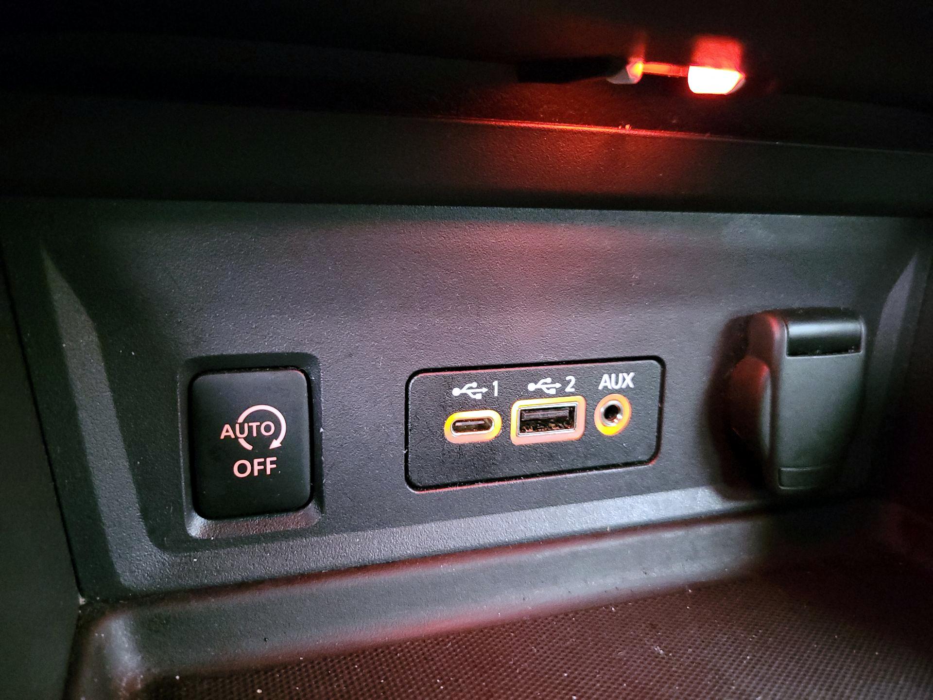 Thumbnail: 2024 Nissan Sentra - 18