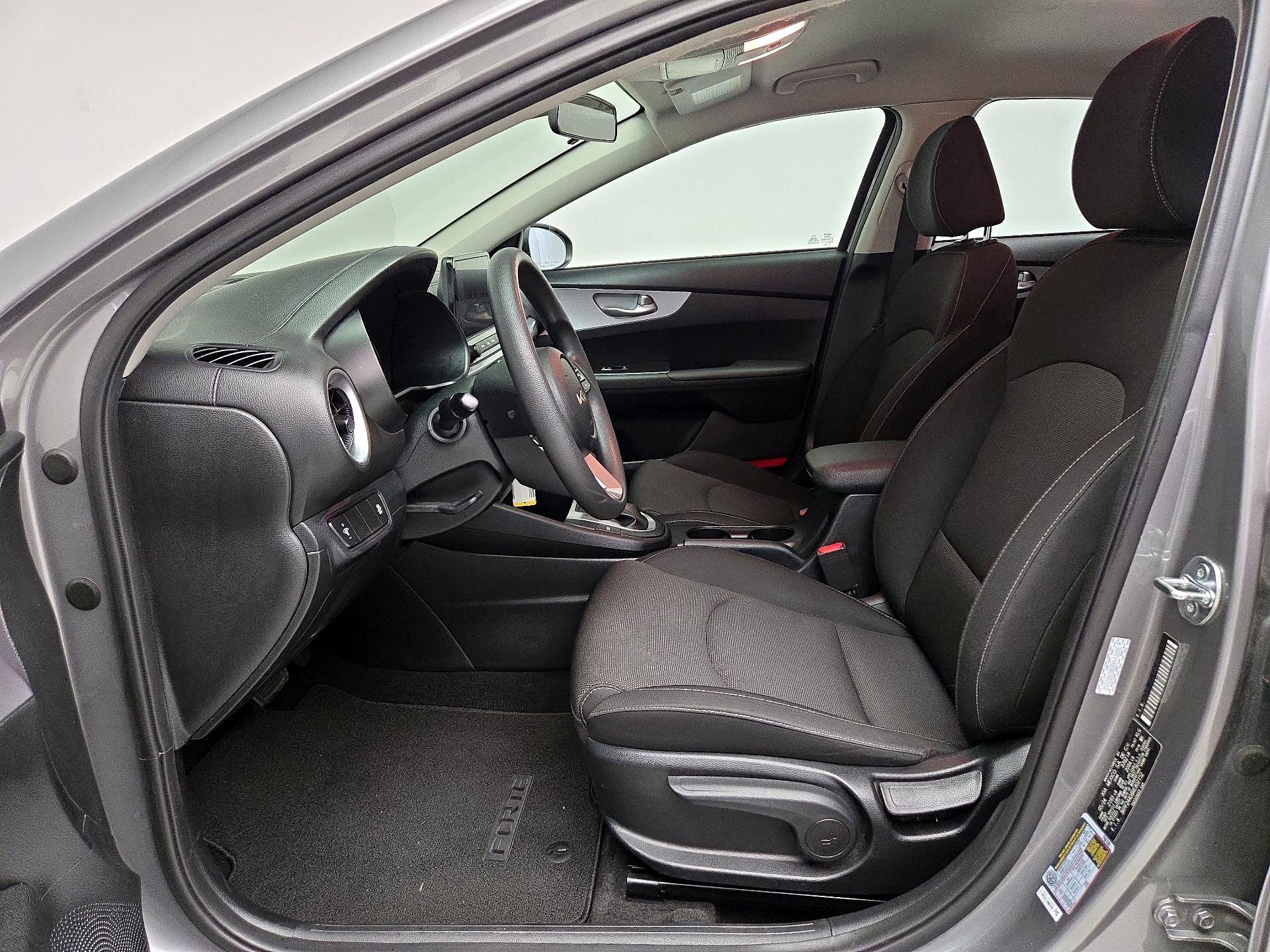 Thumbnail: 2024 Kia Forte - 11