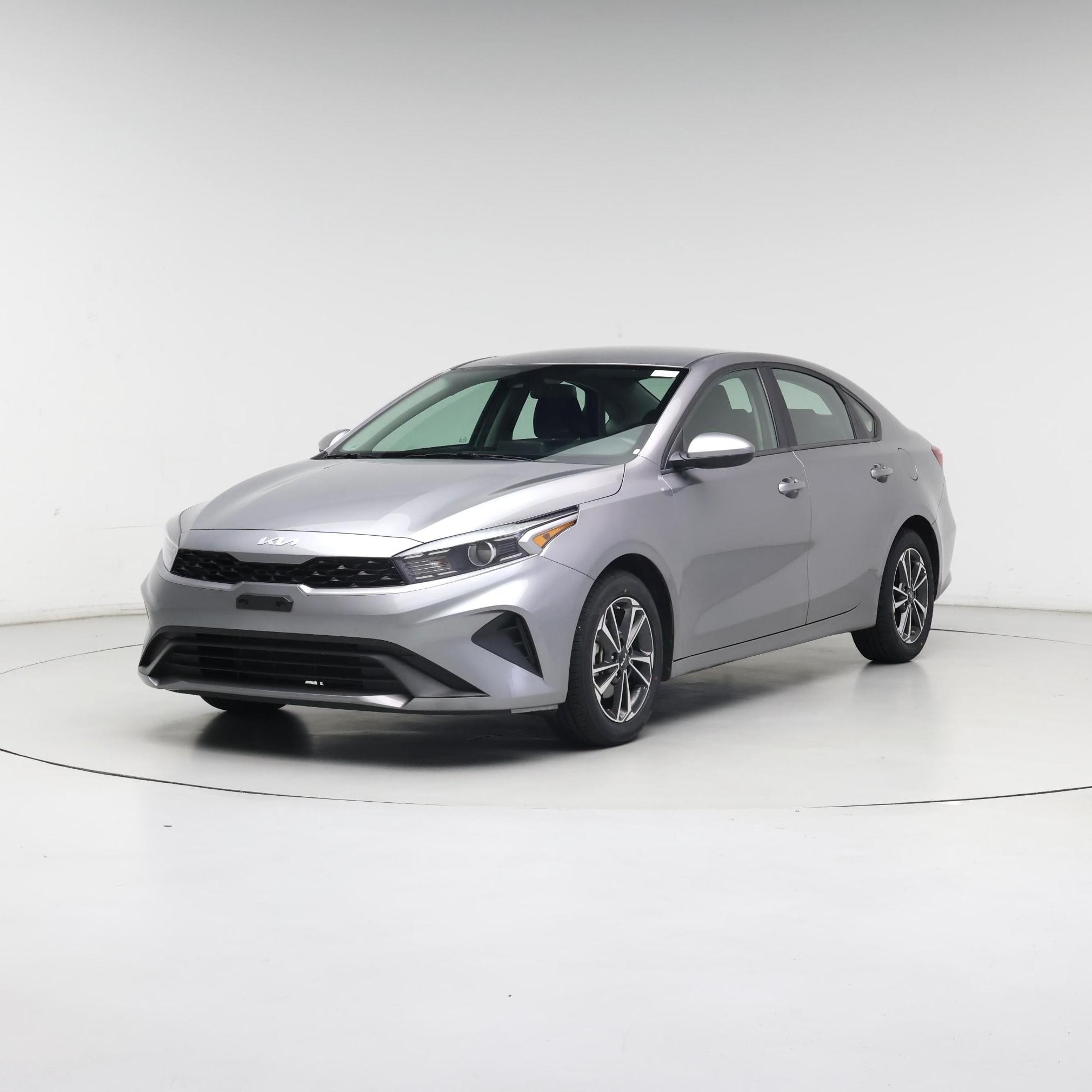 Thumbnail: 2024 Kia Forte - 4