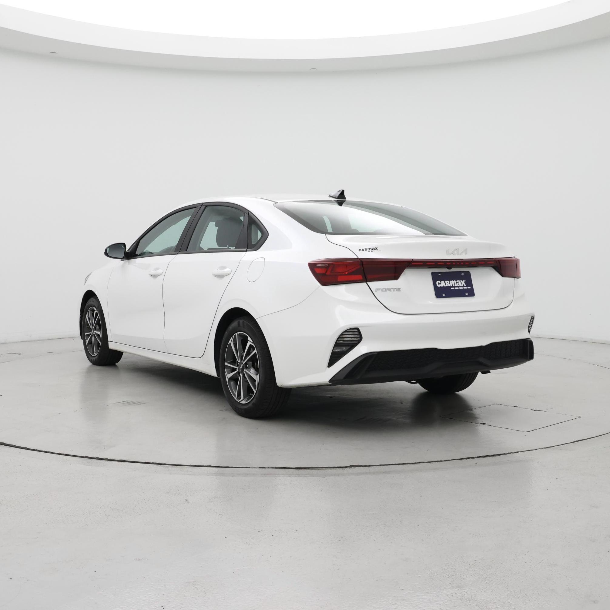 Thumbnail: 2024 Kia Forte - 2