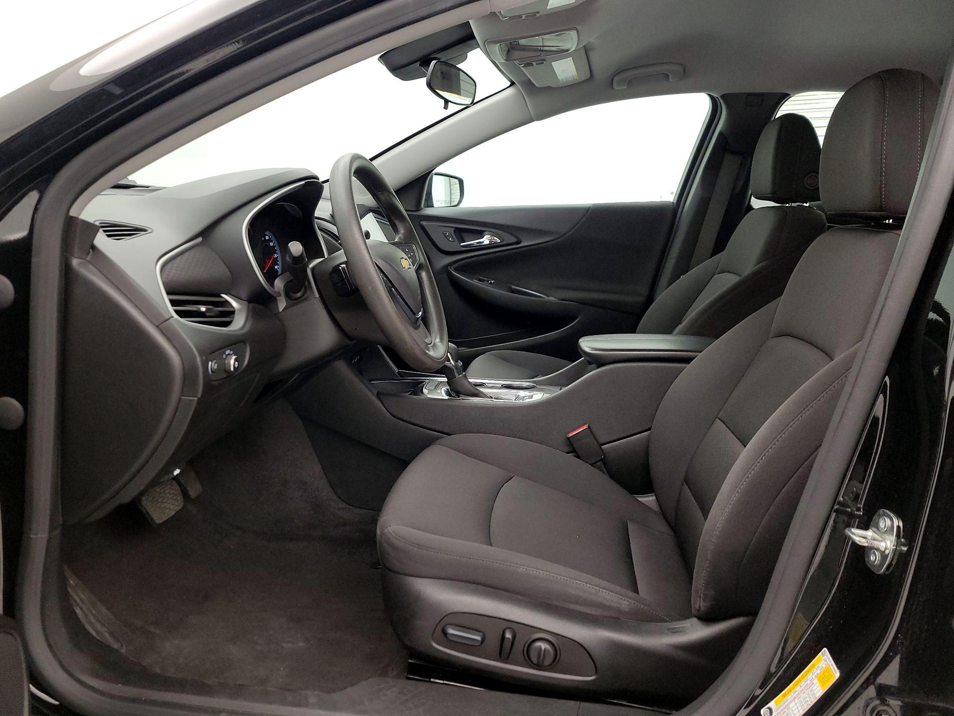 Thumbnail: 2023 Chevrolet Malibu - 11