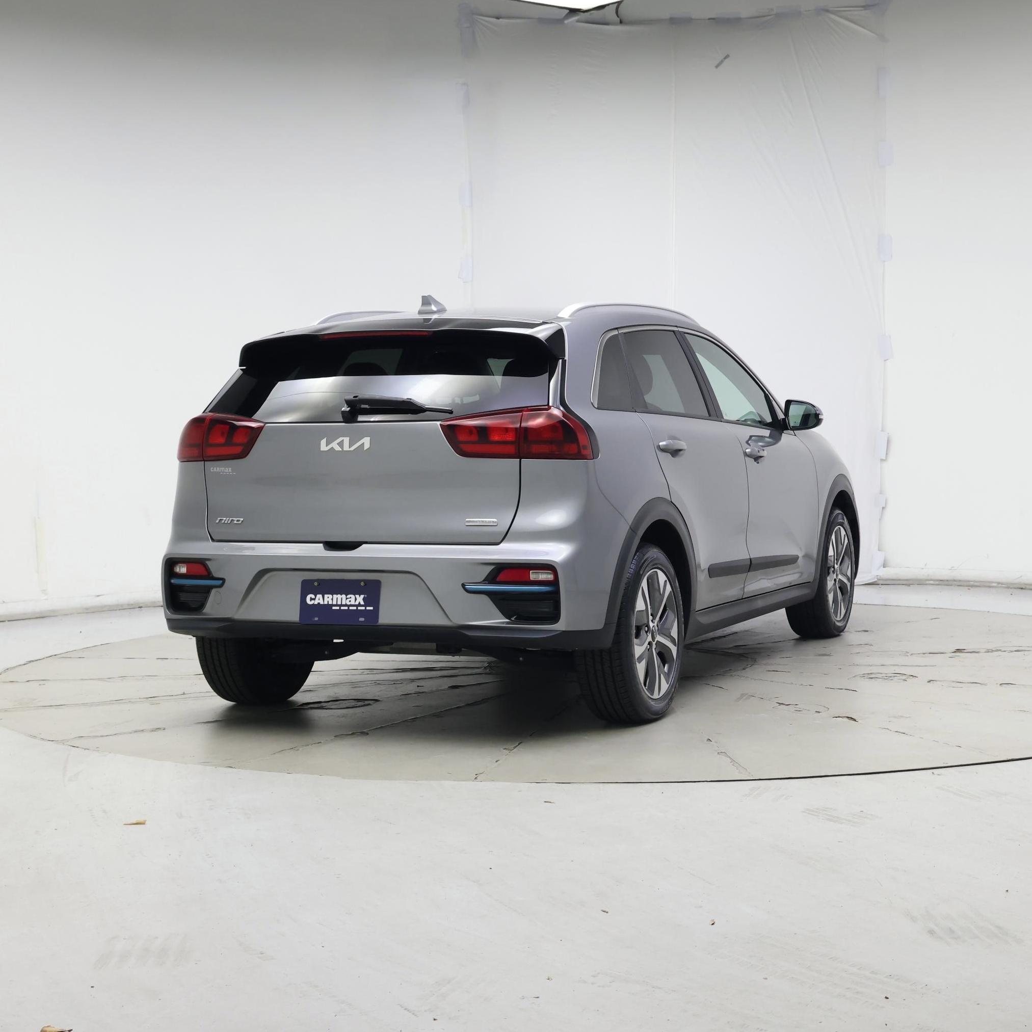 Thumbnail: 2022 Kia Niro - 8