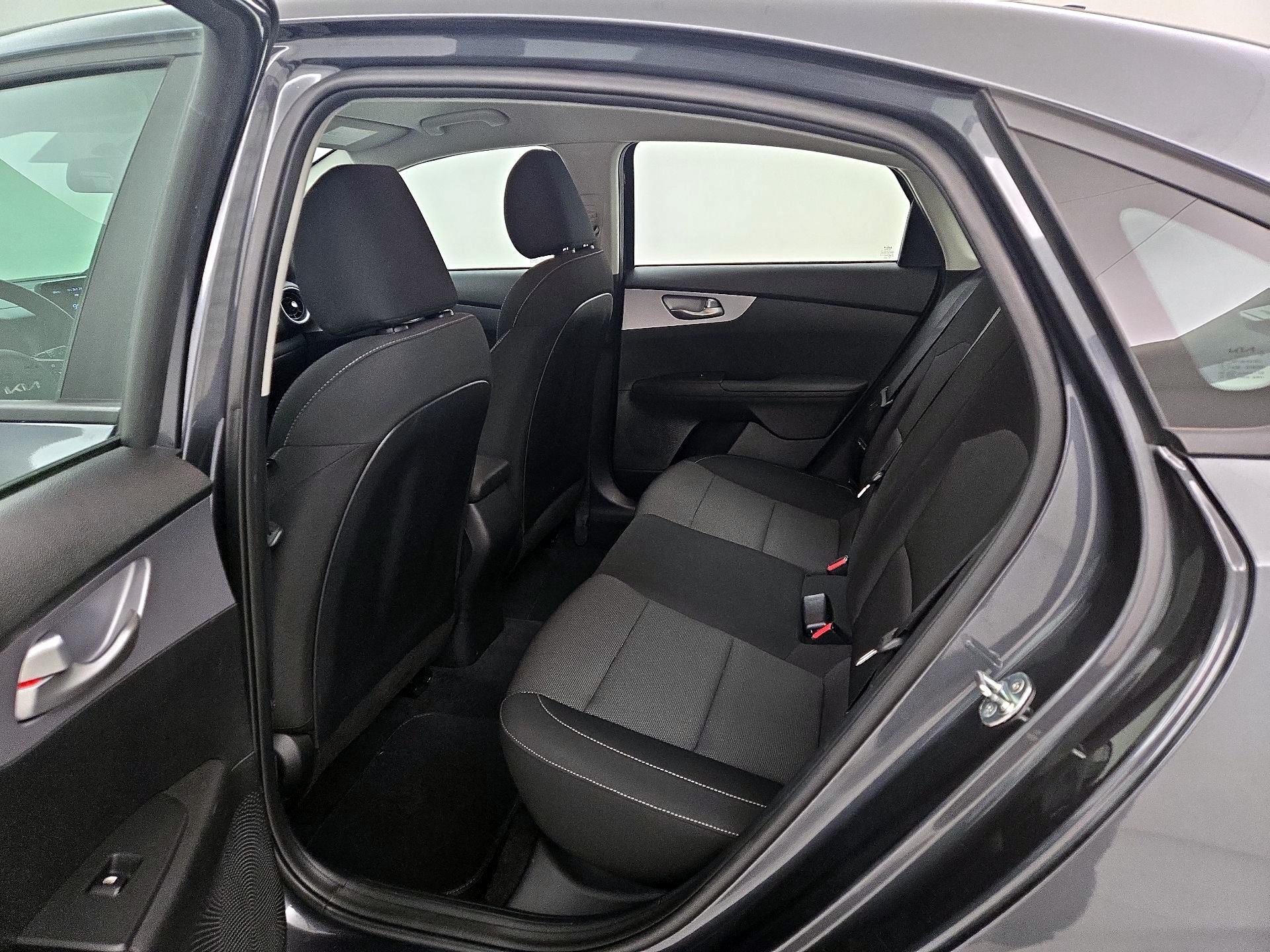 Thumbnail: 2024 Kia Forte - 19