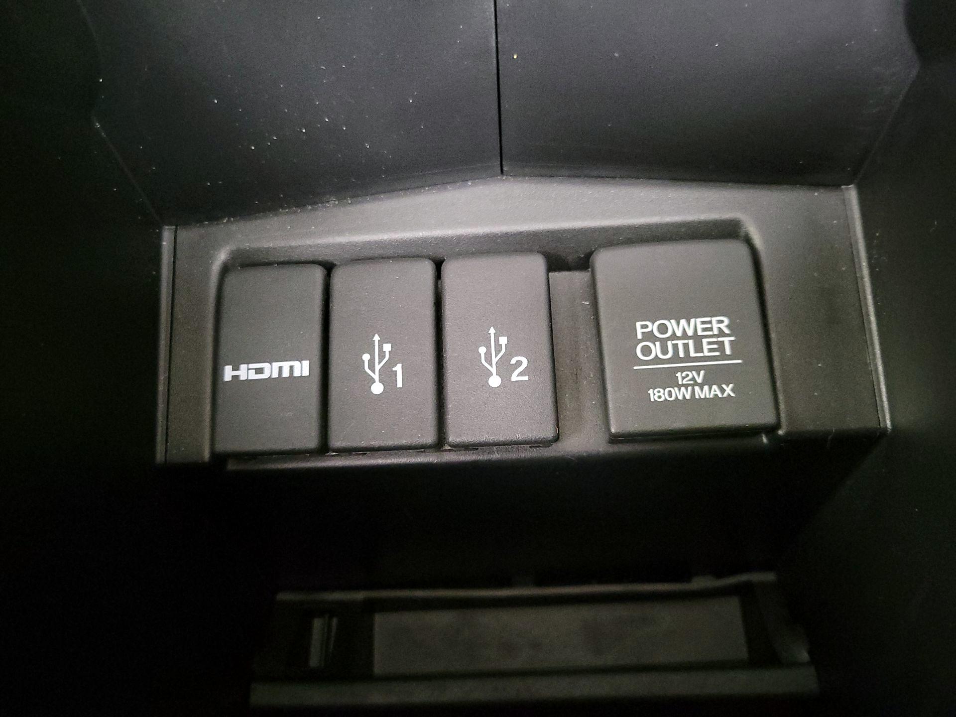 Thumbnail: 2016 Honda CR-V - 18