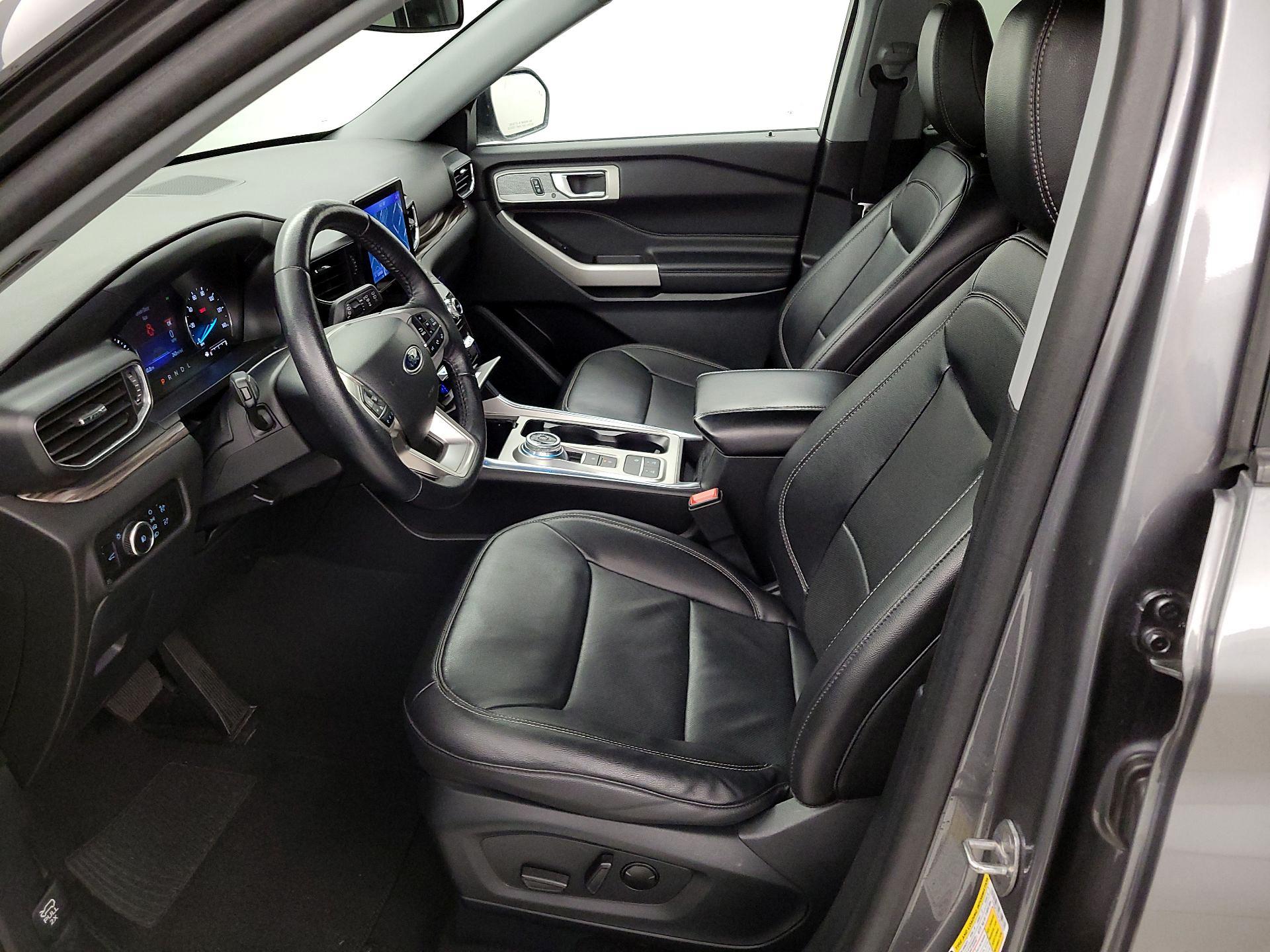 Thumbnail: 2023 Ford Explorer - 11