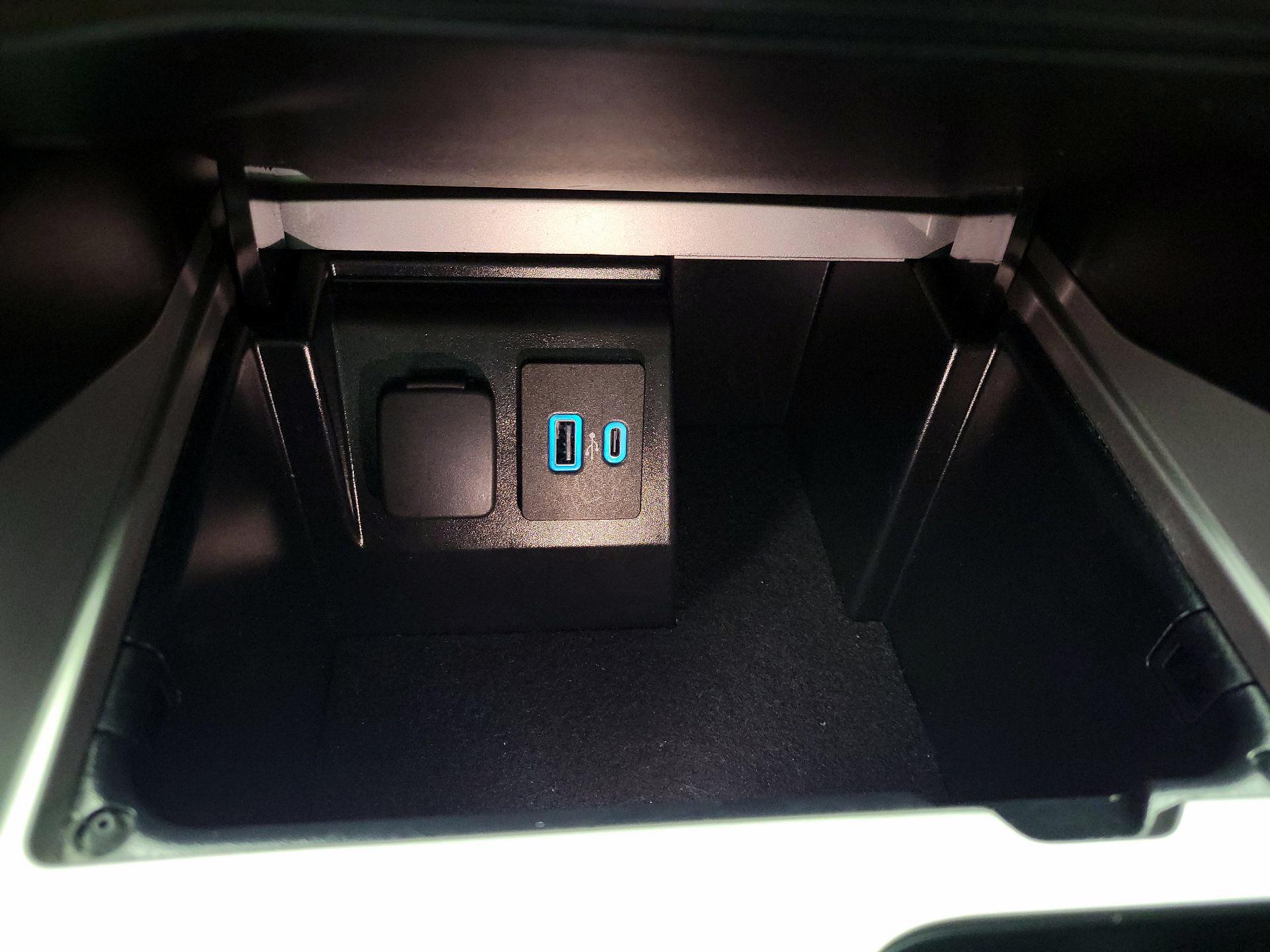 Thumbnail: 2023 Ford Explorer - 19