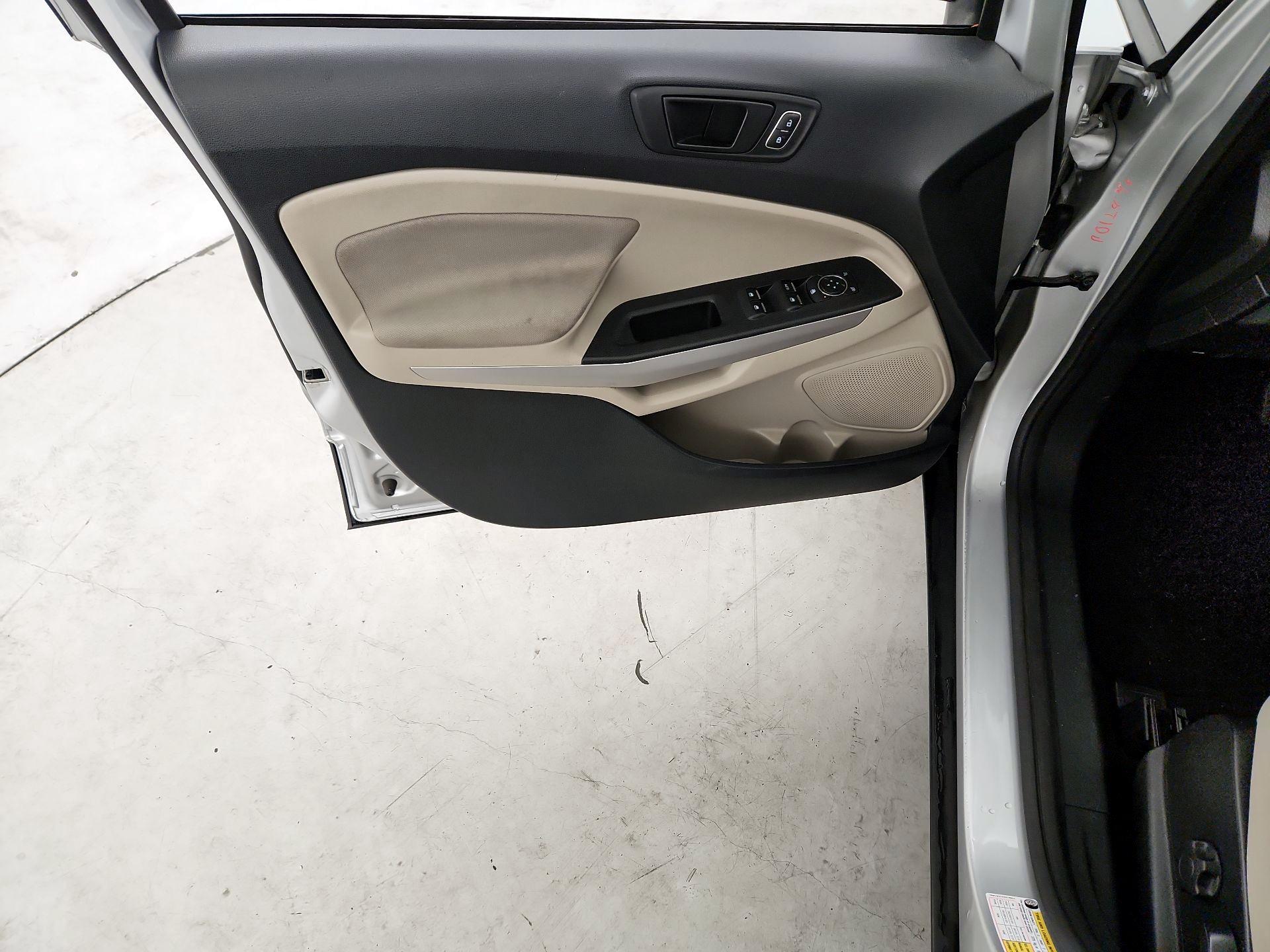 Thumbnail: 2021 Ford EcoSport - 12