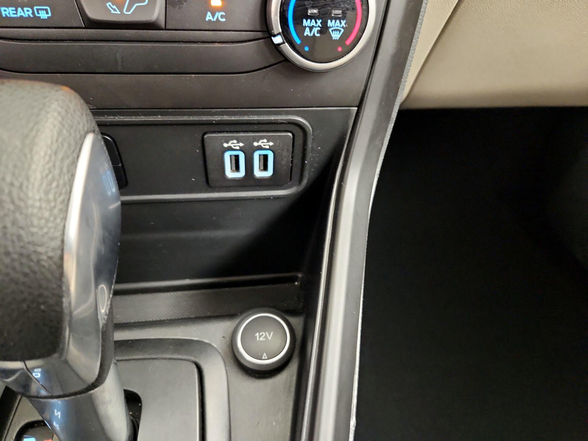 Thumbnail: 2021 Ford EcoSport - 18