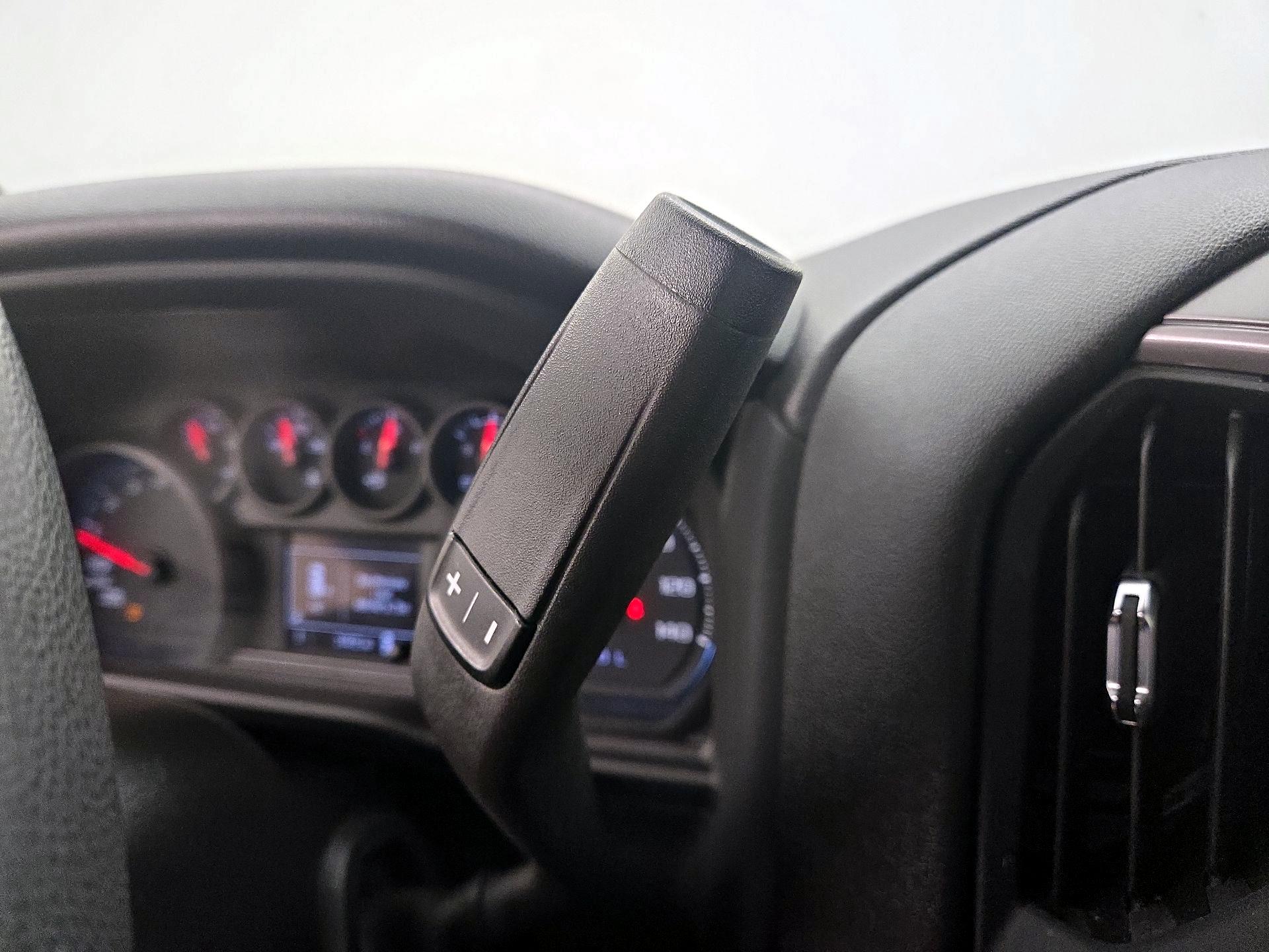 Thumbnail: 2022 Chevrolet Silverado 1500 - 17