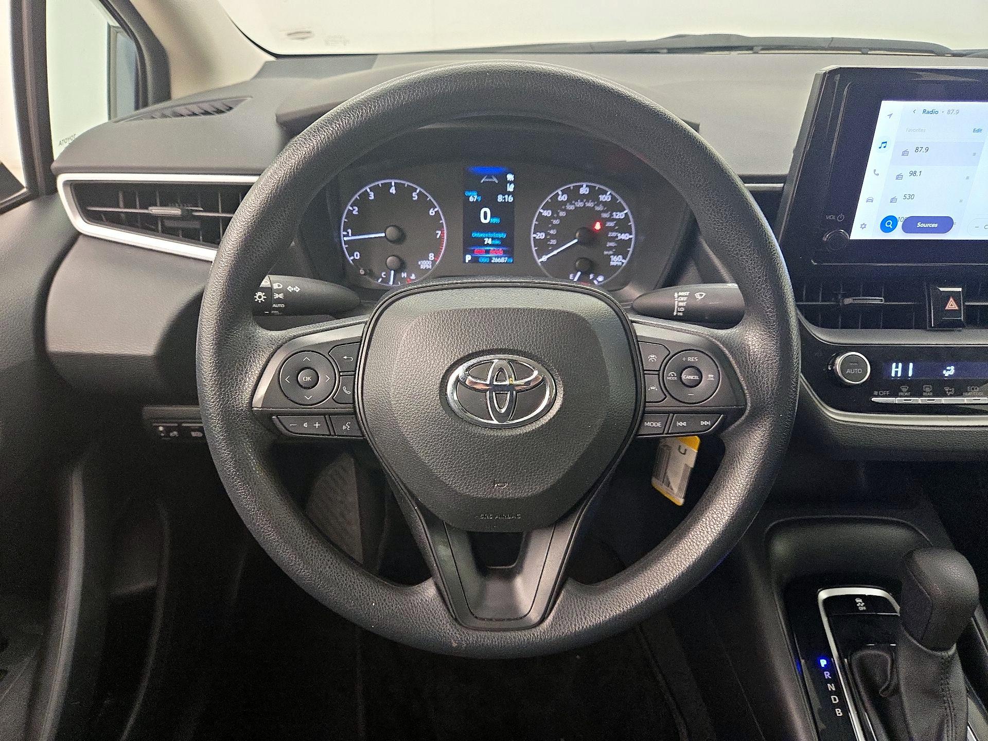 Thumbnail: 2023 Toyota Corolla - 10