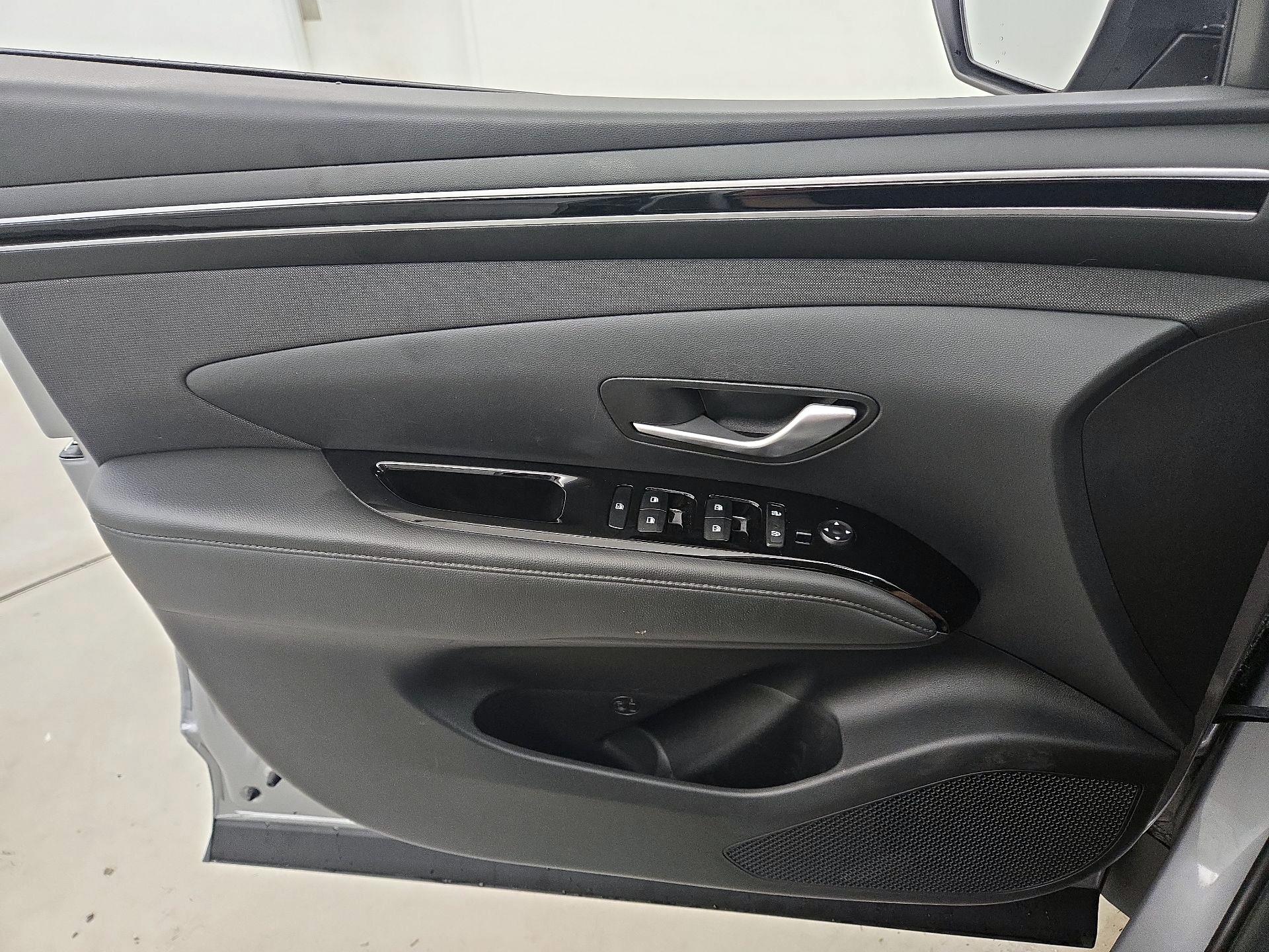 Thumbnail: 2022 Hyundai Tucson - 12