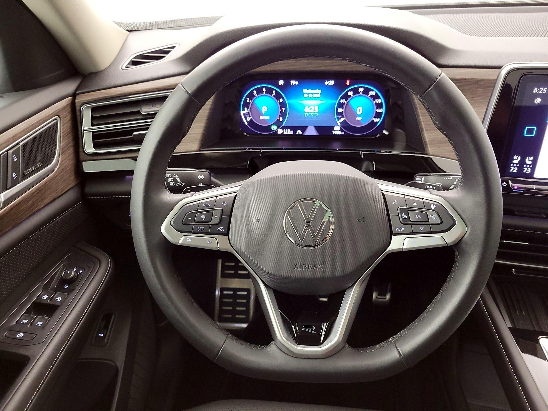Thumbnail: 2025 Volkswagen Atlas - 10