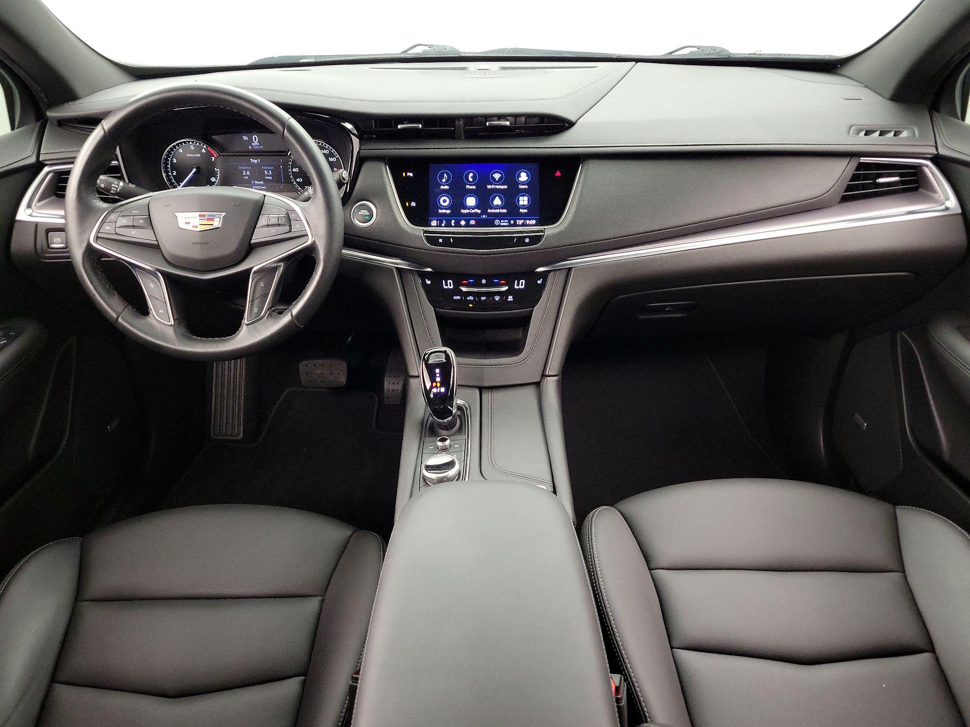 Thumbnail: 2023 Cadillac XT5 - 9