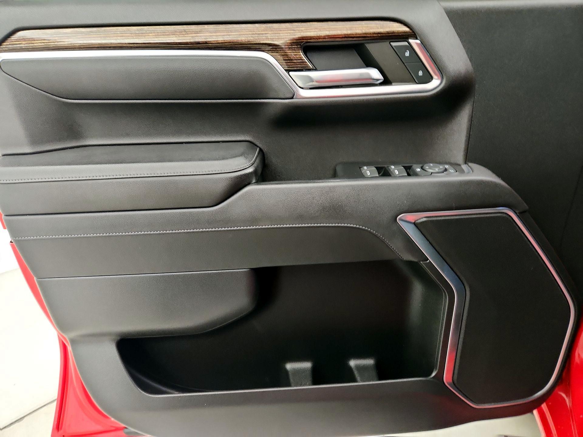 Thumbnail: 2023 GMC Sierra 1500 - 12